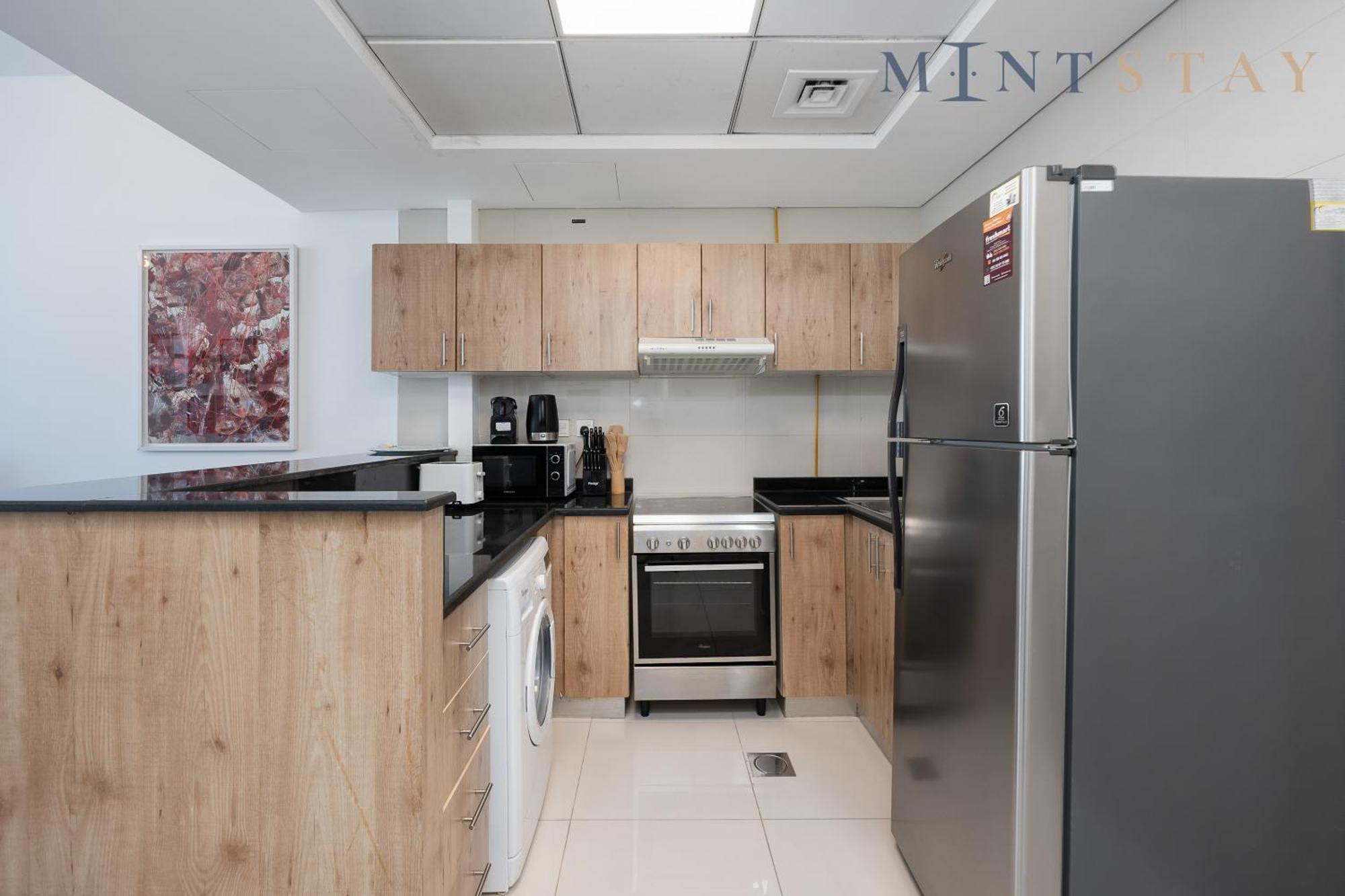 Continental Tower, Marina - Mint Apartment Dubai