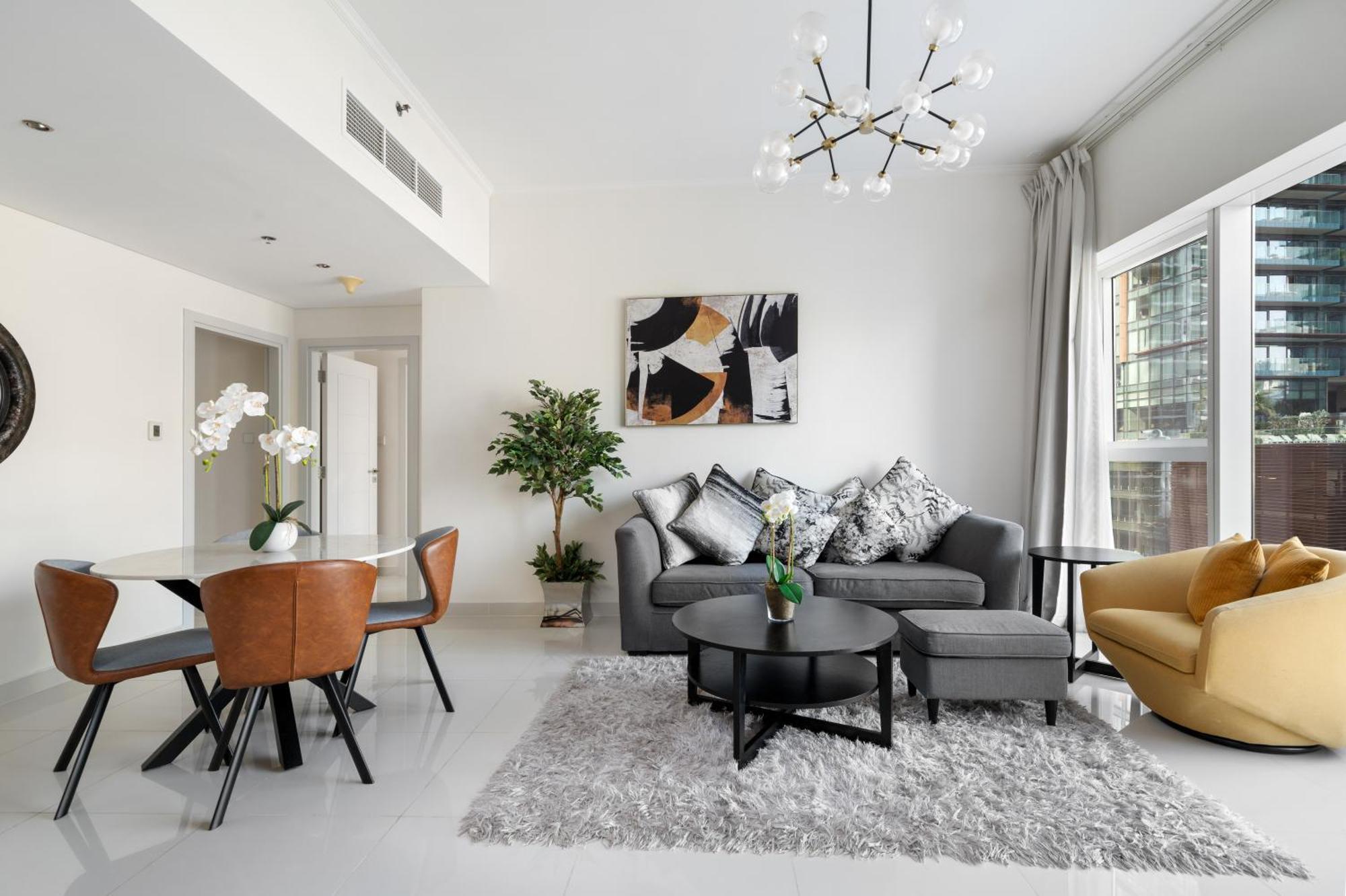 In Marina, Damac Heights 804 Apartamento *