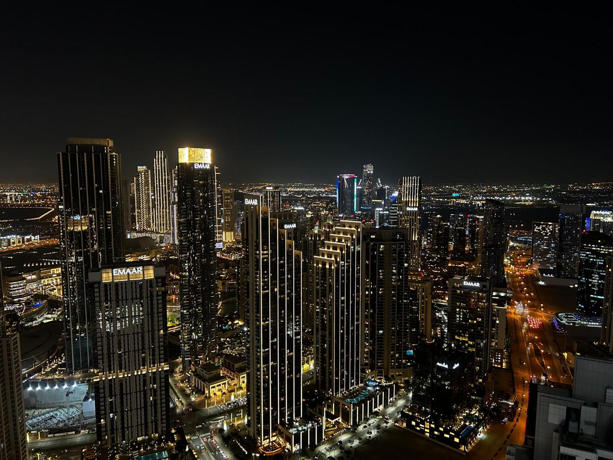 Luxury With Burj Khalifa Views & Infinity Pool * Dubai