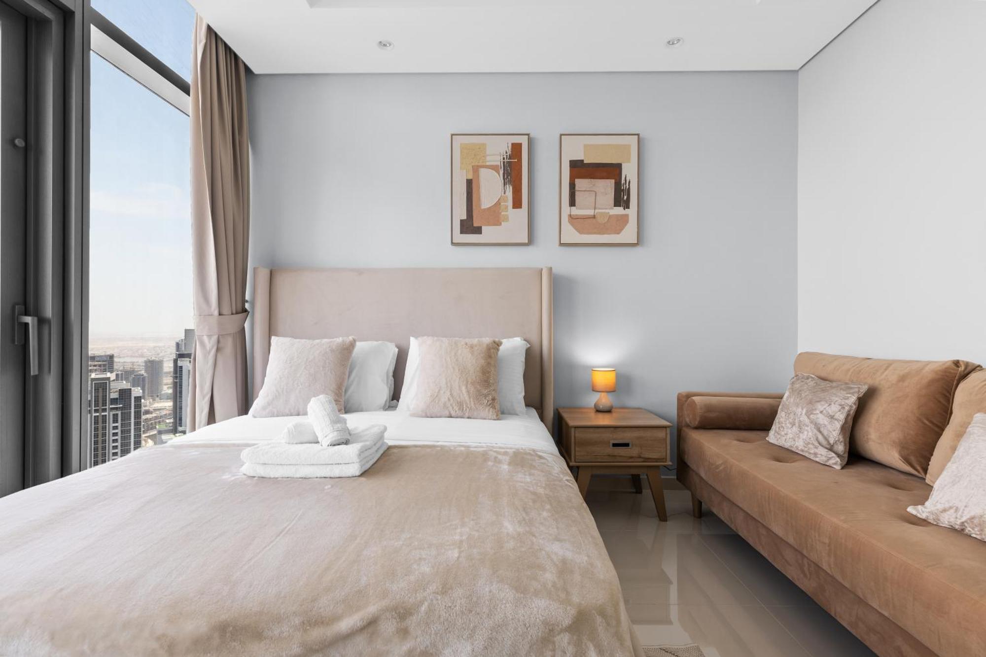 Luxury With Burj Khalifa Views & Infinity Pool * Dubái