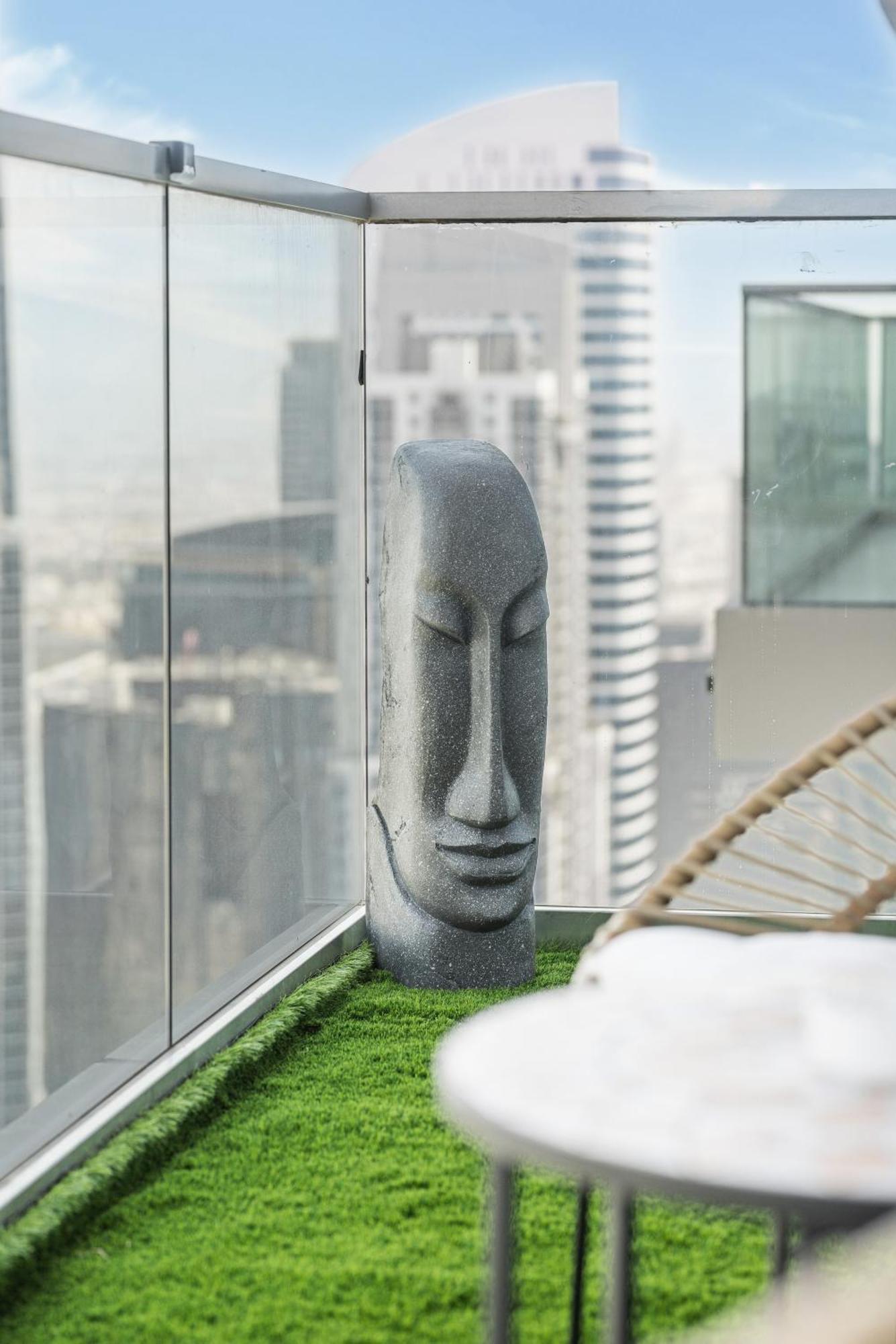 Luxury With Burj Khalifa Views & Infinity Pool Dubái
