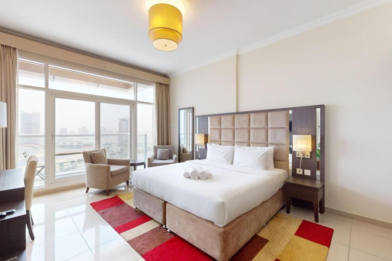 Siraj Tower - Colourful Appartement