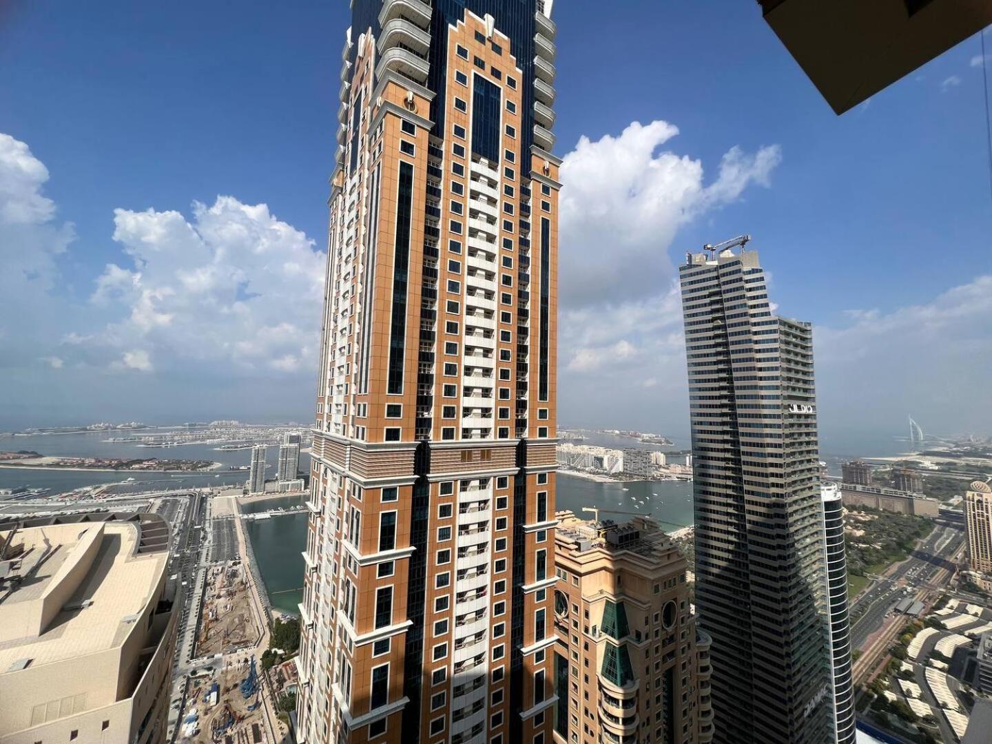 Views To Feed Your Soul On 60th Floor