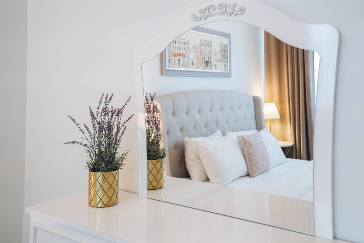 Apartamento Charming Warm With Amazing Views Of The *