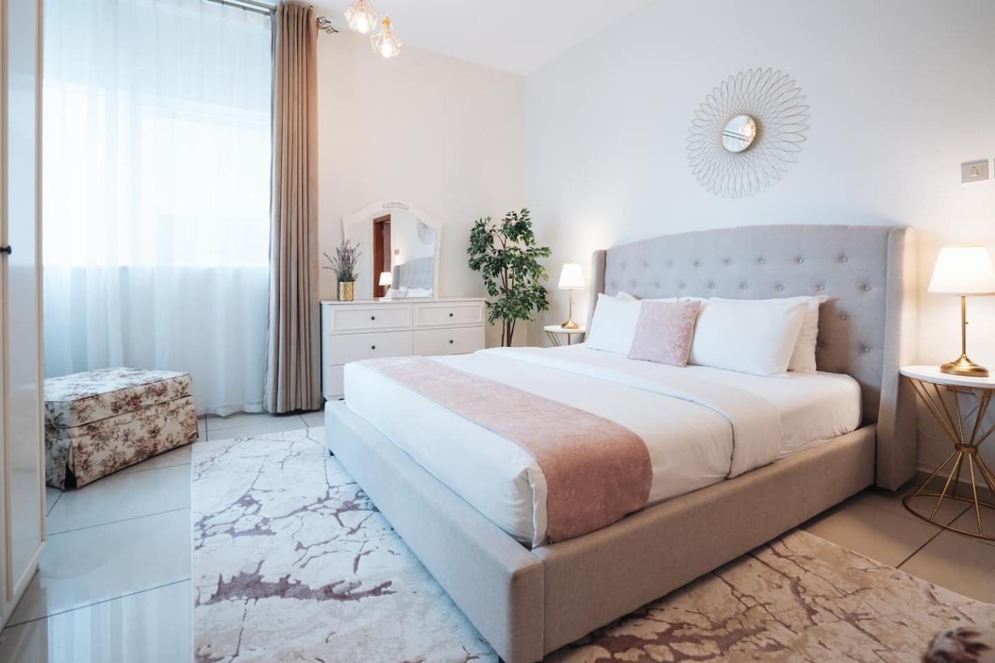 Apartamento Charming Warm With Amazing Views Of The Dubái