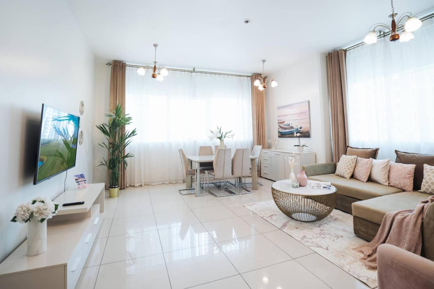 Appartamento Charming Warm With Amazing Views Of The