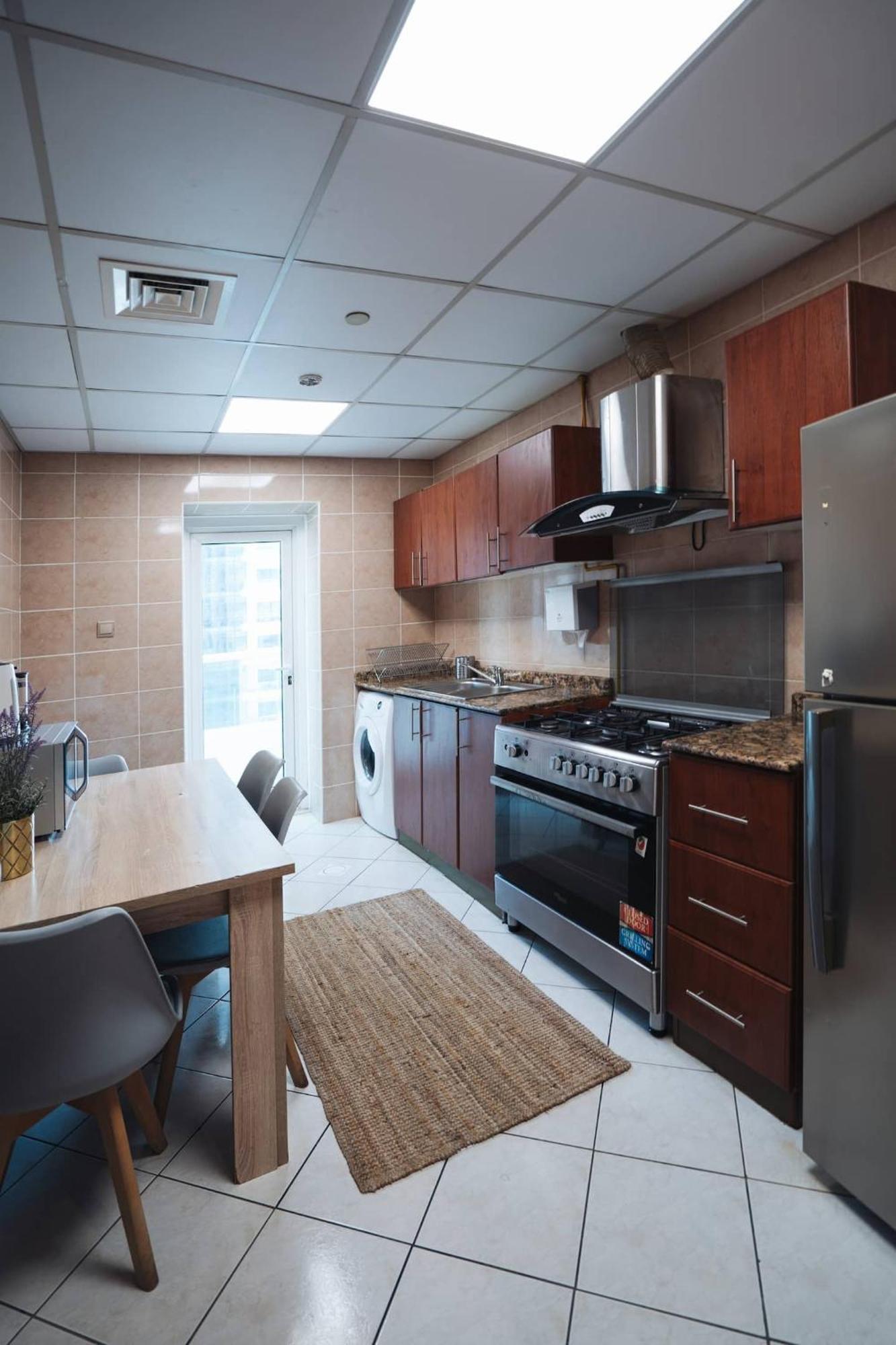 Apartamento Charming Warm With Amazing Views Of The Dubái