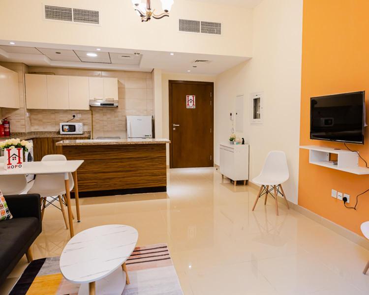 Elegant With Lively Vicinity In Dubai's Heart * Dubai