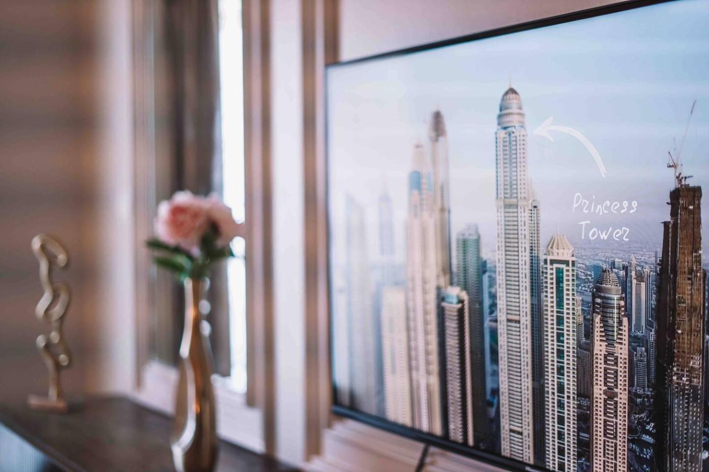 Sea & Palm View Elegant 1 Bedroom Appartamento Dubai