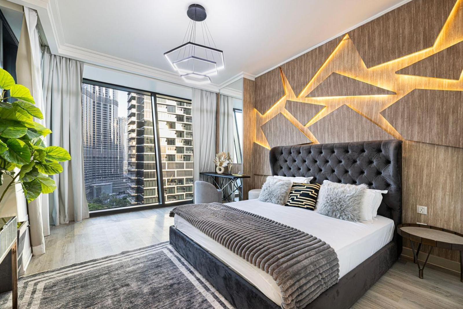 Elite Class 2br Luxe Burj Khalifa View Big Living Apartment