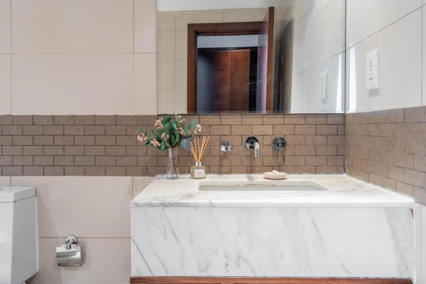Guestready - Glamorous Interiors With Marina Views *