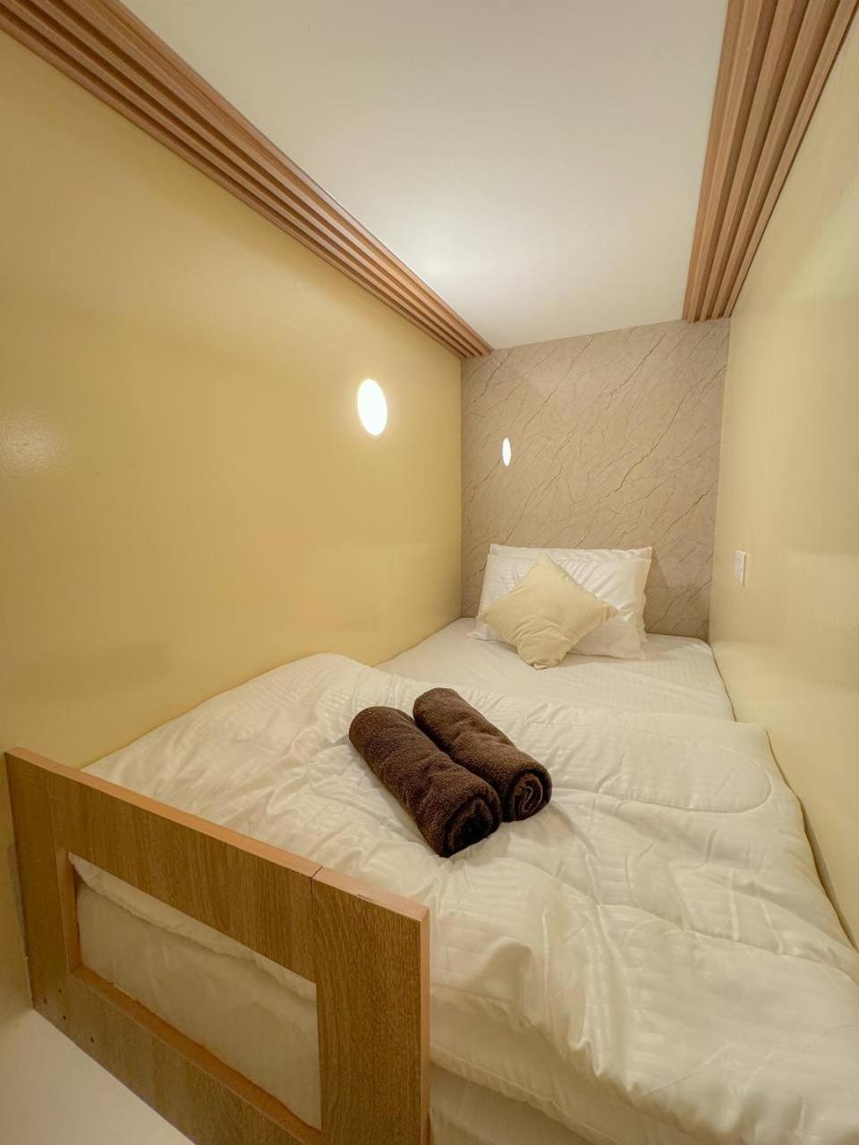 With Private Near Downtown Business Bay Habitación en casa particular *