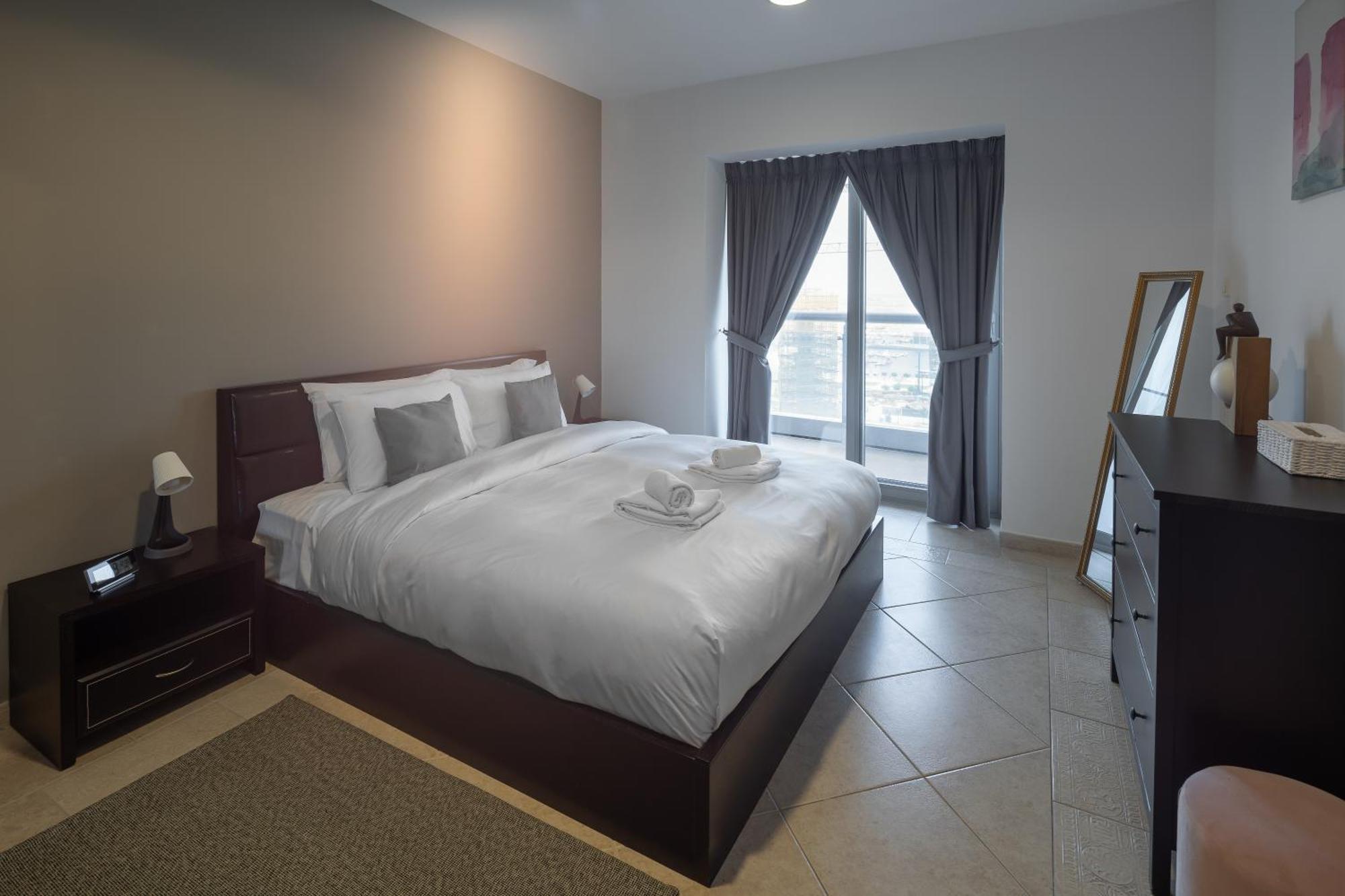 Marina View,central Location,public Transport Access,dwellingz * Dubái