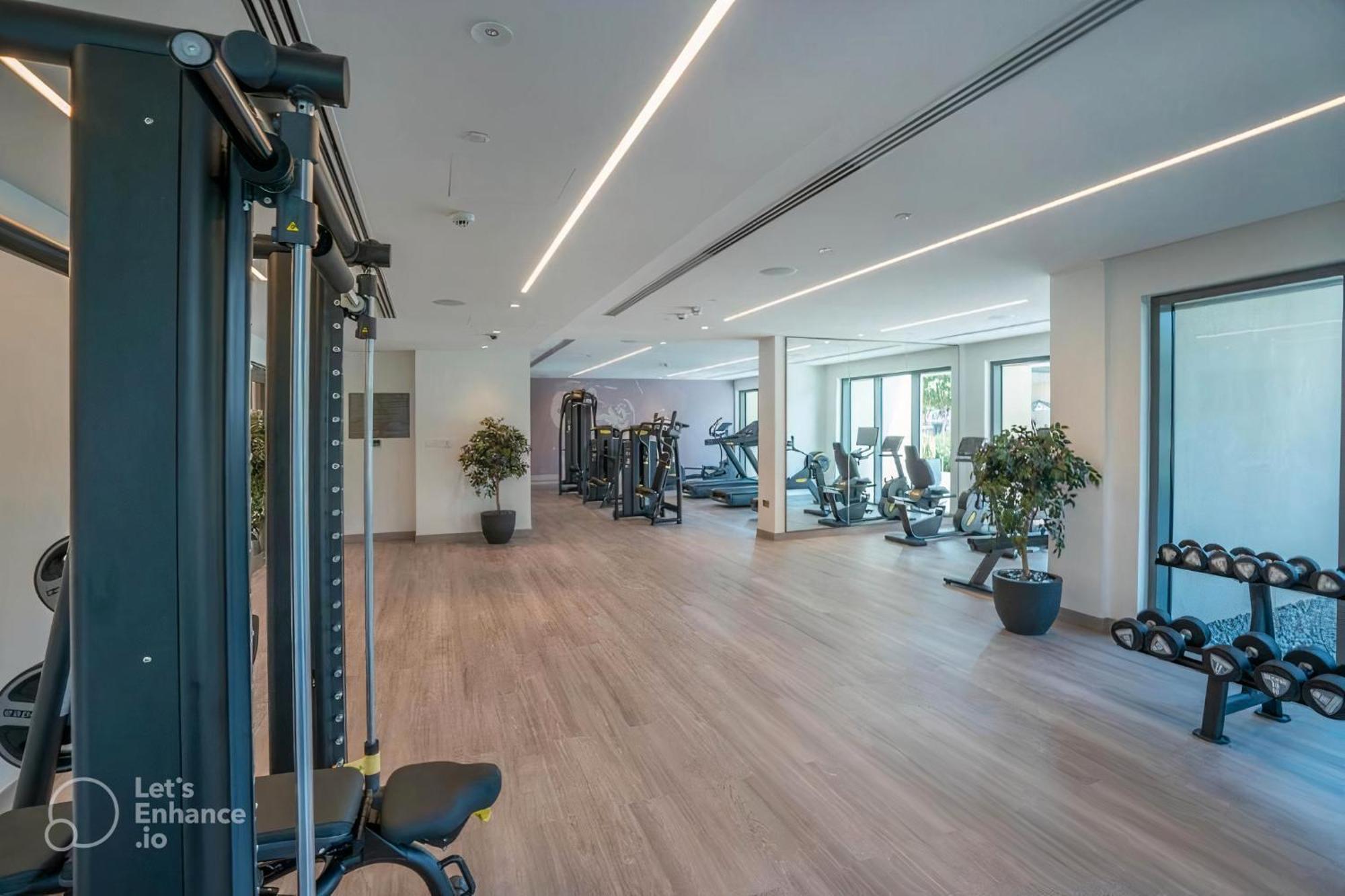 1 Bedroom High Floor With Stunning Night View-3 Mint Walk To Mall & Burj Khalifa Dubai