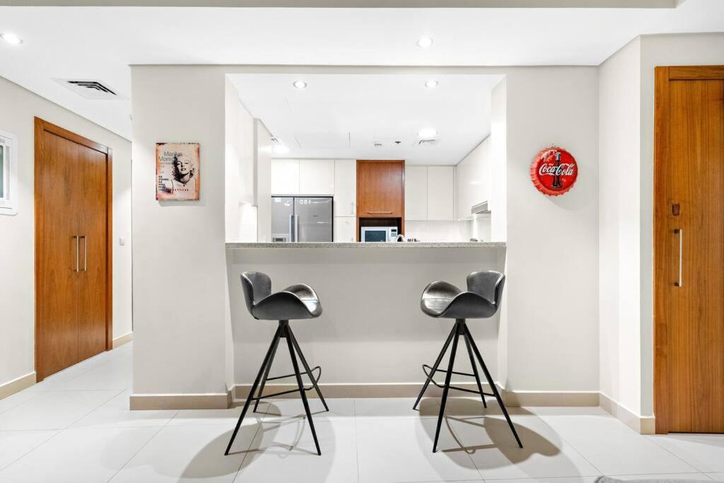 First Class 2br Chic Cityscape * Dubaï