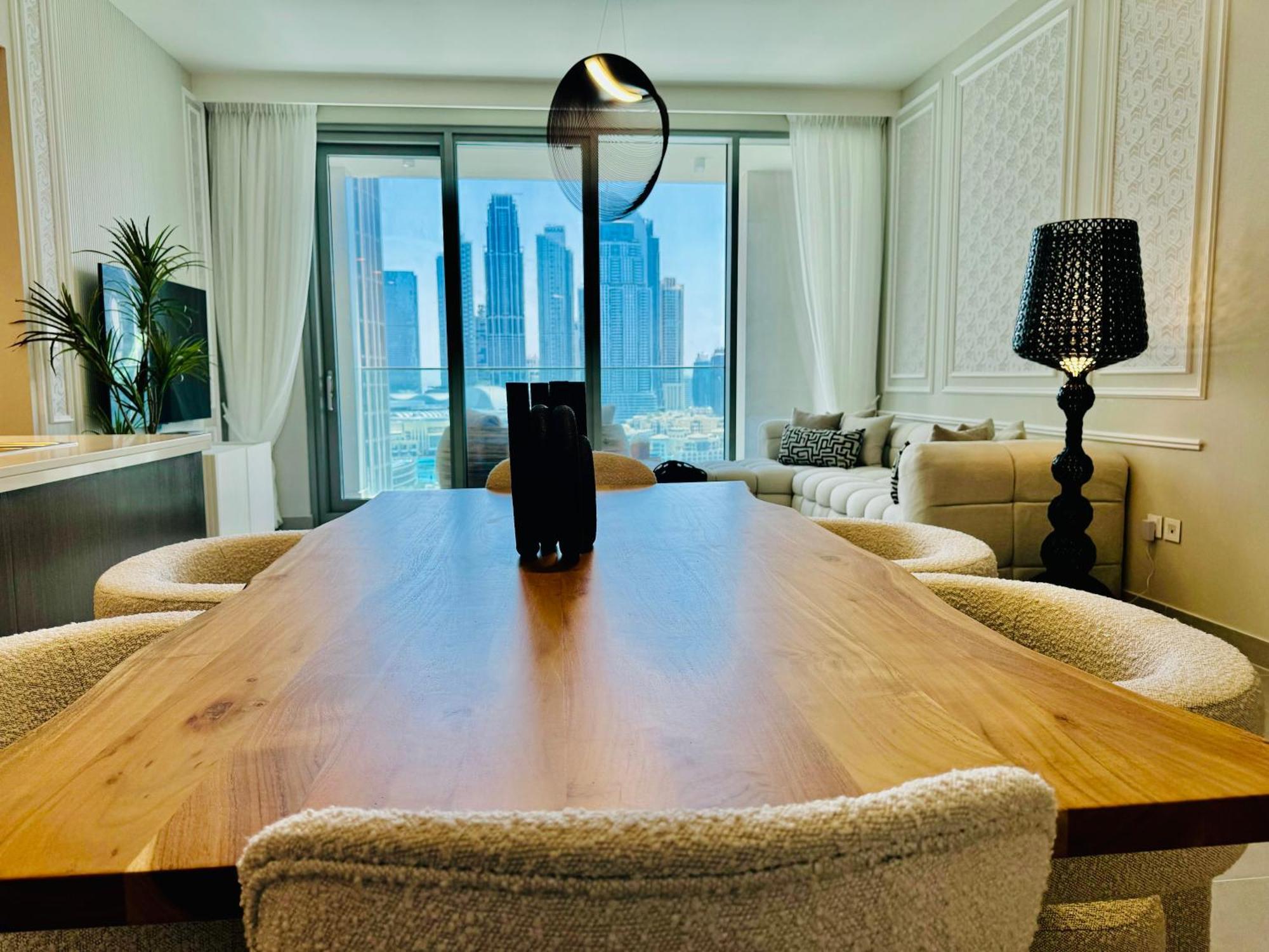 Venduras Homes - Tower, Downtown Dubai, Burj Views Apartemen *