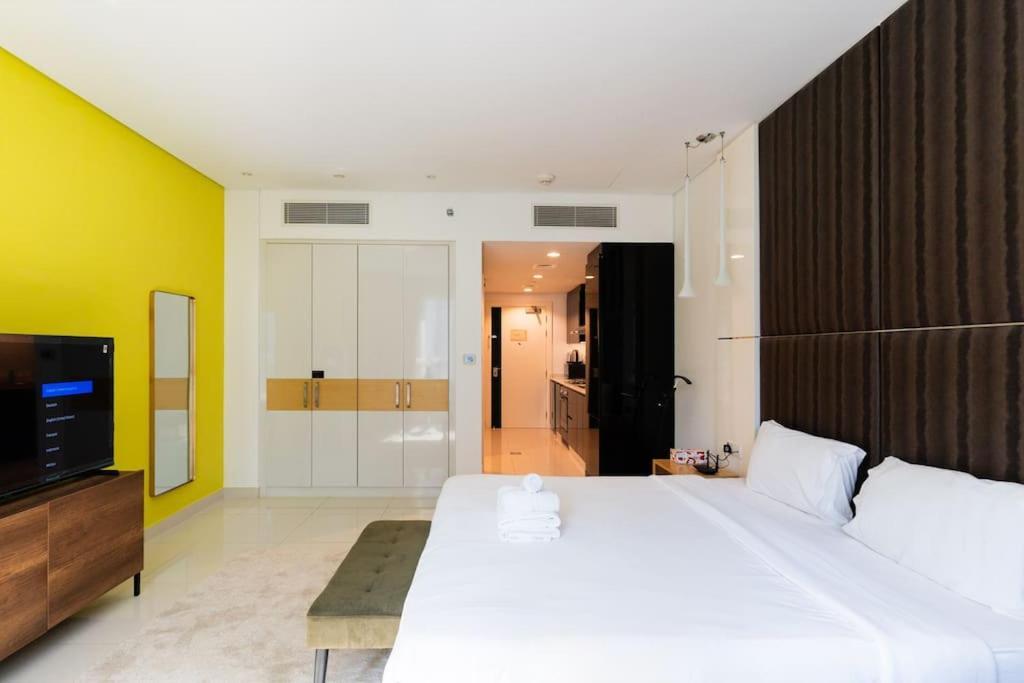 Stylish With Storage In L Fits 2 Appartement *