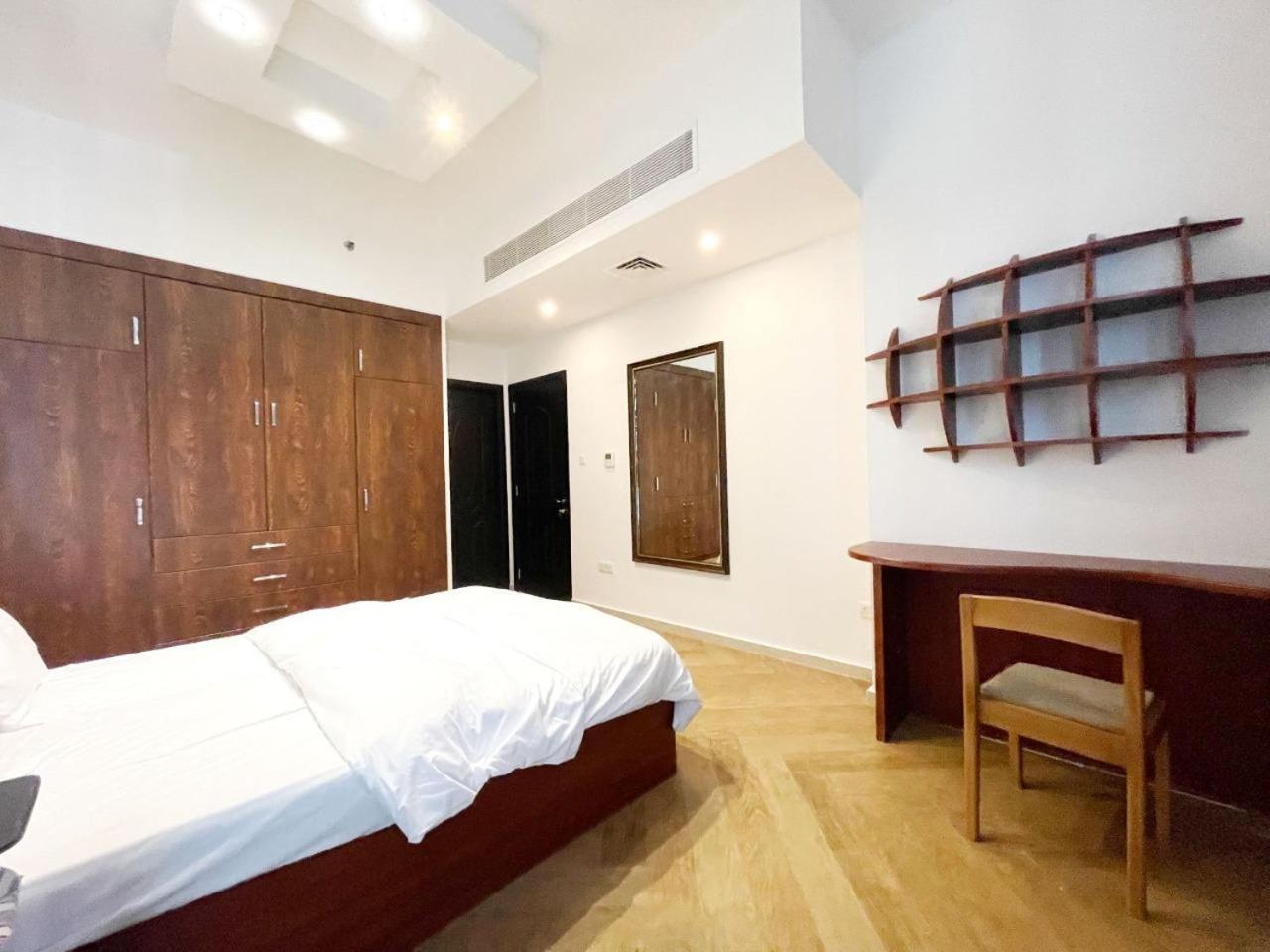 Zenith Smart - Zenith Tower A2 Apartment Dubai