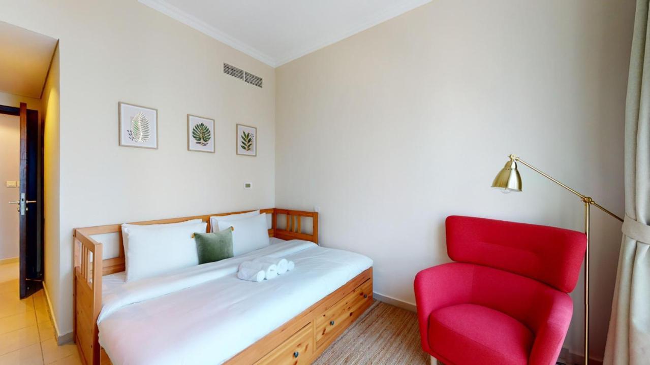 Bay - Comfortable One Bedroom Appartement *