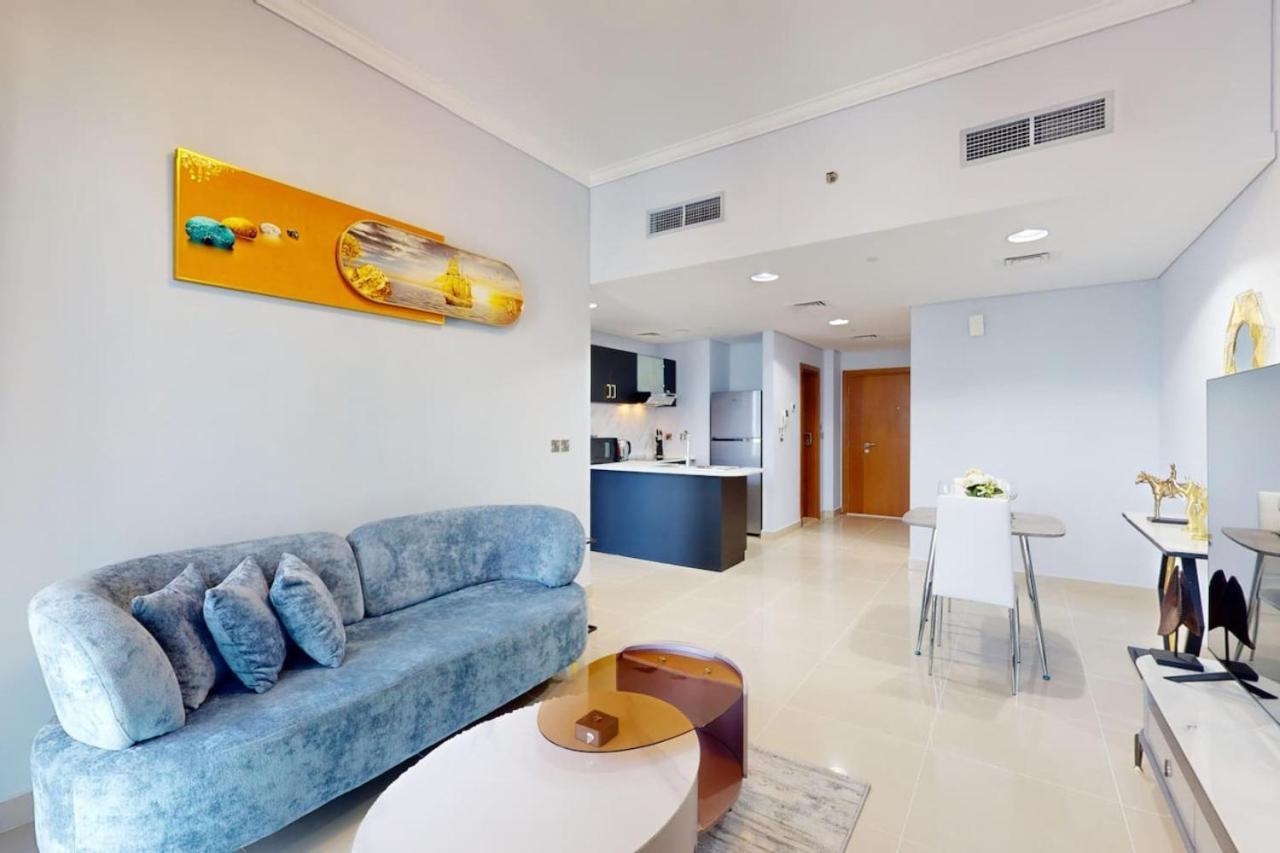 Ocean Heights - Exquisite One Bedroom Apartment *