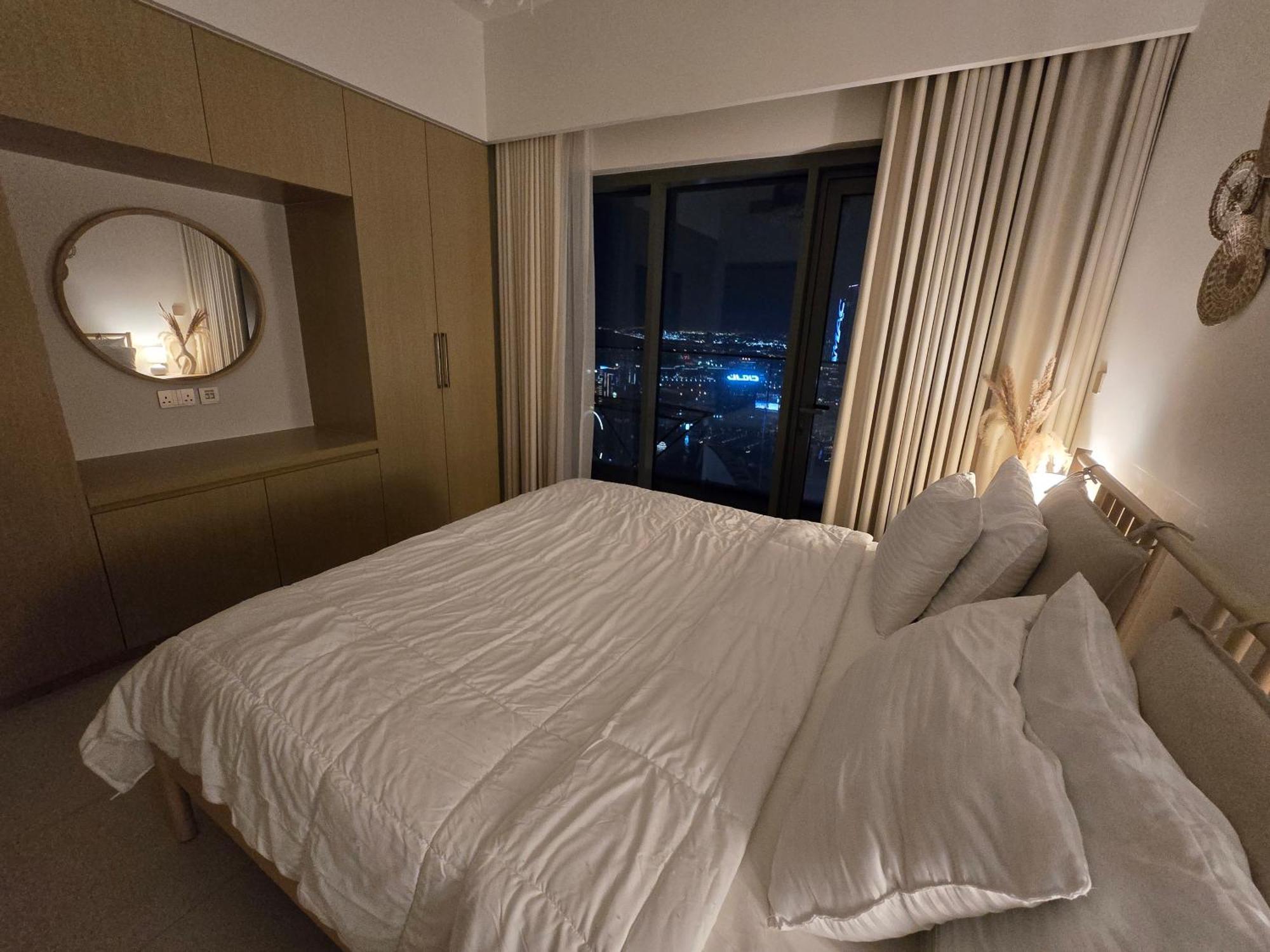 1 Bedroom High Floor With Stunning Night View-3 Mint Walk To Mall & Burj Khalifa Apartament *