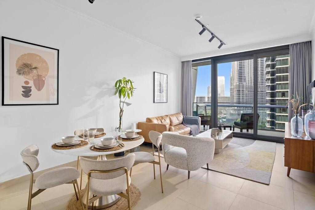 First Class 1br Iconic Cityscape Haven Apartamento