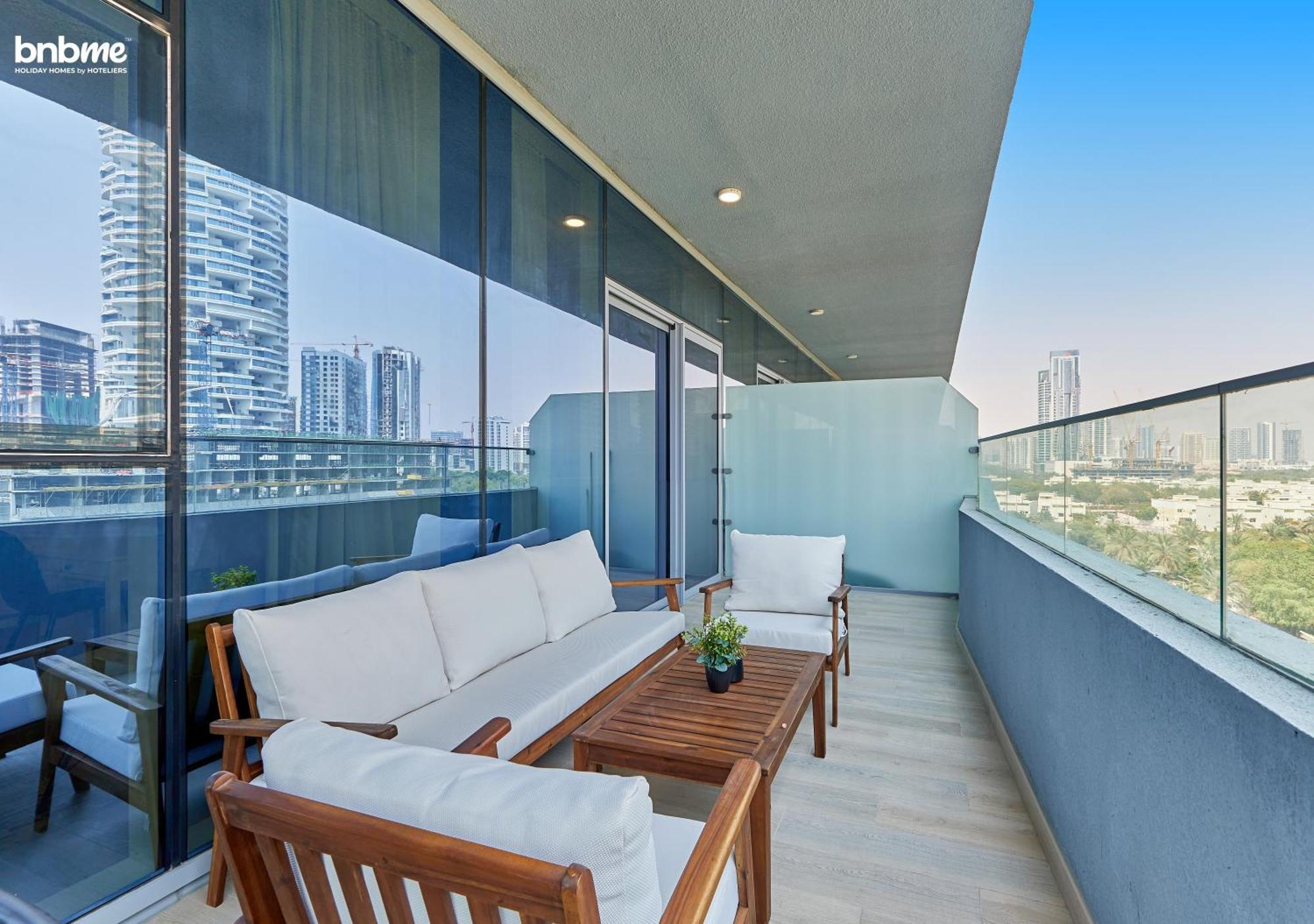Bnbme - Bloom Heights Jvc Apartment *