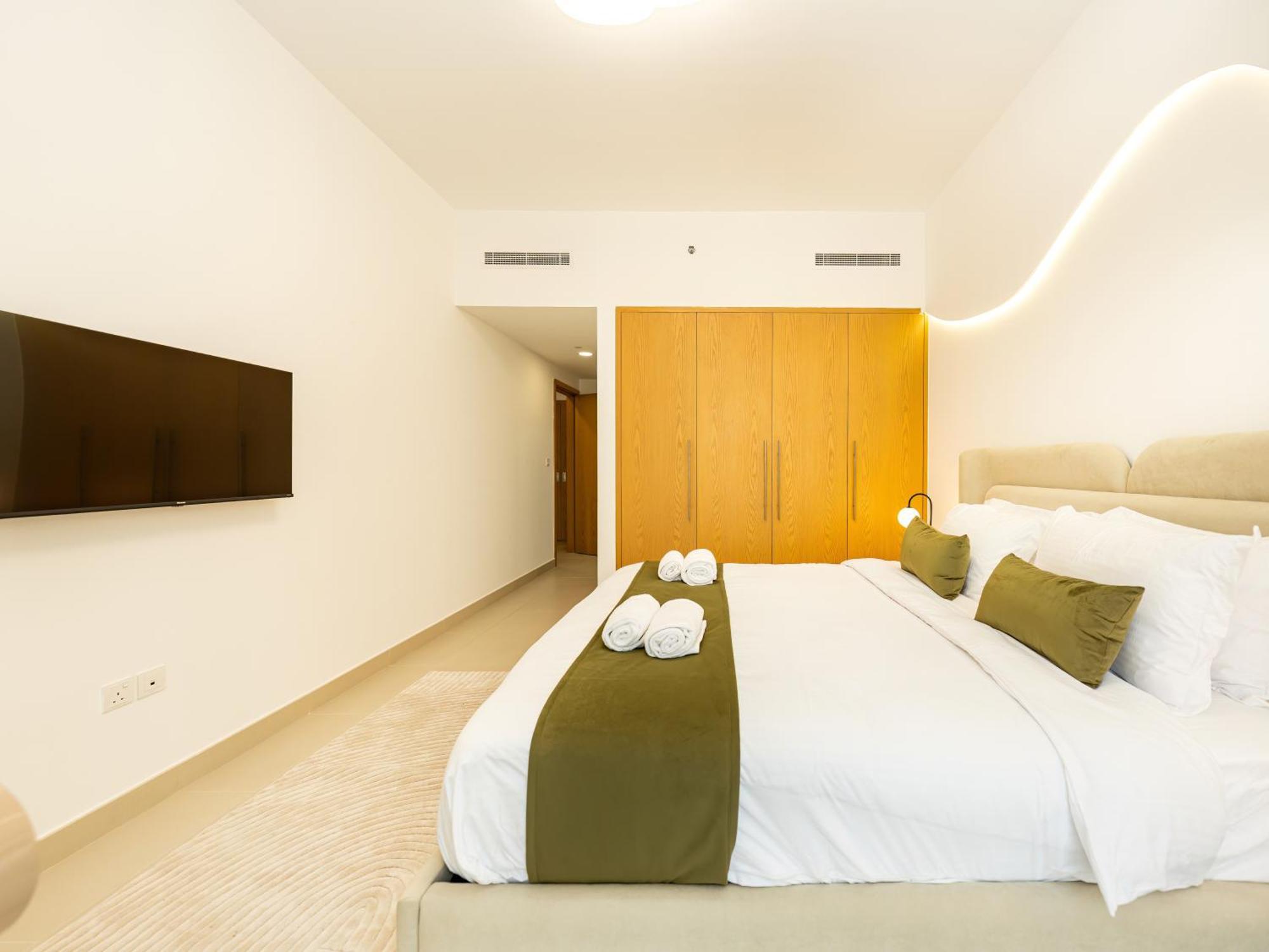 Lägenhet Stunning Two Bedroom With Private Balcony & Burj Khalifa By Luxury Space Dubai