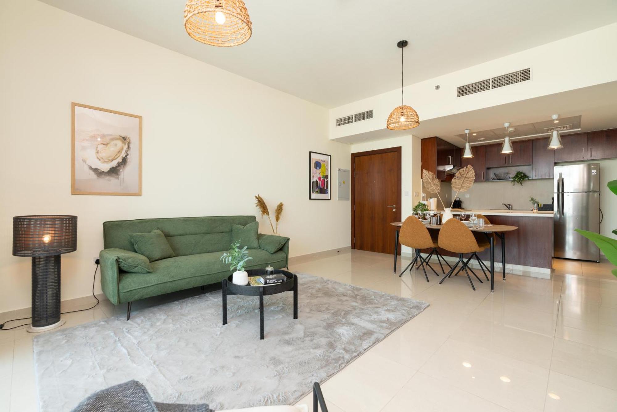 Apartamento Oasis In - Expat Preferred Community - The Greens - The Views - Perfect For Business And Pleasure - Close To Metro - Park, Lakes And Jogging 1 Min Walk Away - Yoga Classes By The - 4 People - Big Balcony - 3 Min Drive To Sheikh Zayed