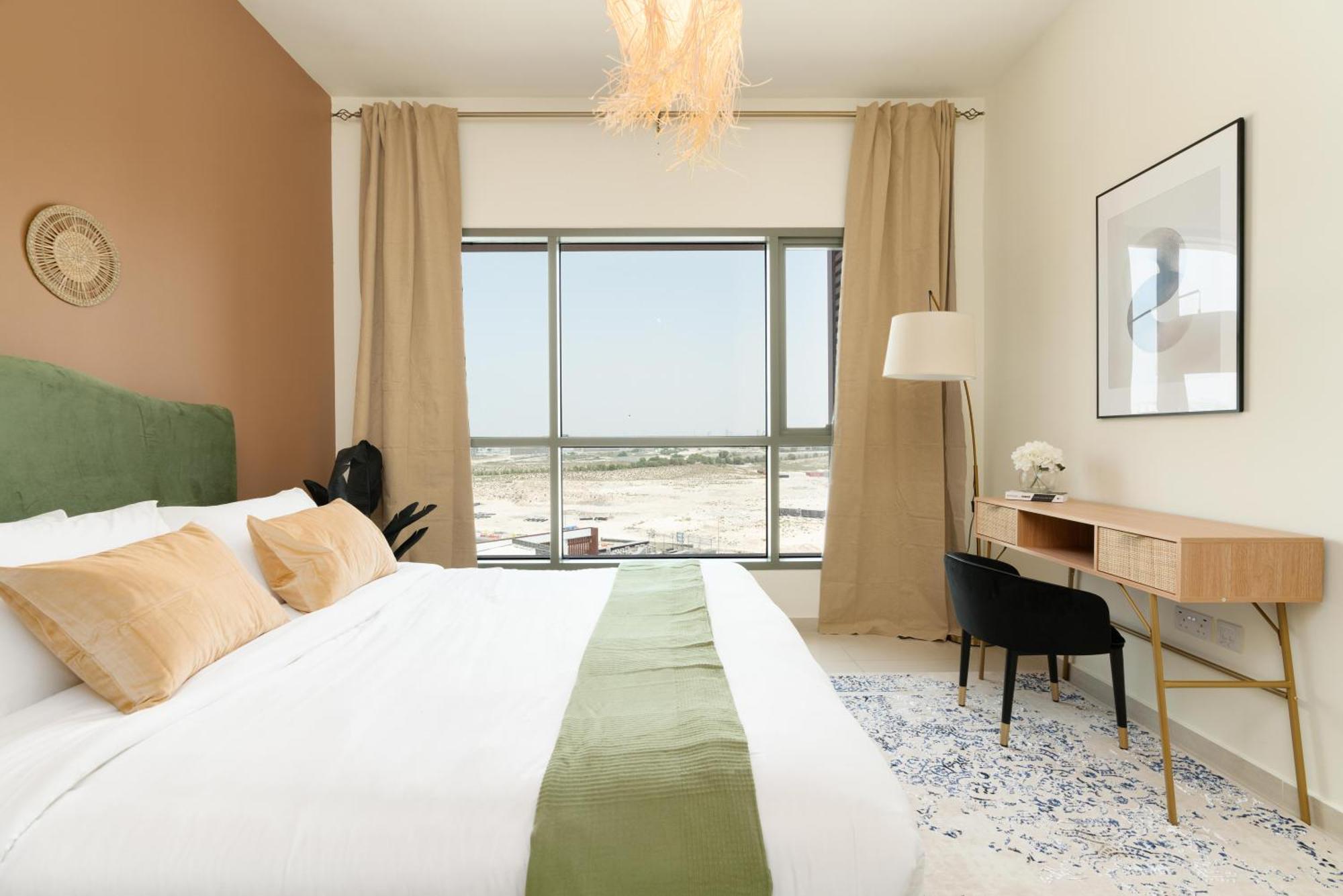 Oasis In - Expat Preferred Community - The Greens - The Views - Perfect For Business And Pleasure - Close To Metro - Park, Lakes And Jogging 1 Min Walk Away - Yoga Classes By The - 4 People - Big Balcony - 3 Min Drive To Sheikh Zayed Apartamento *