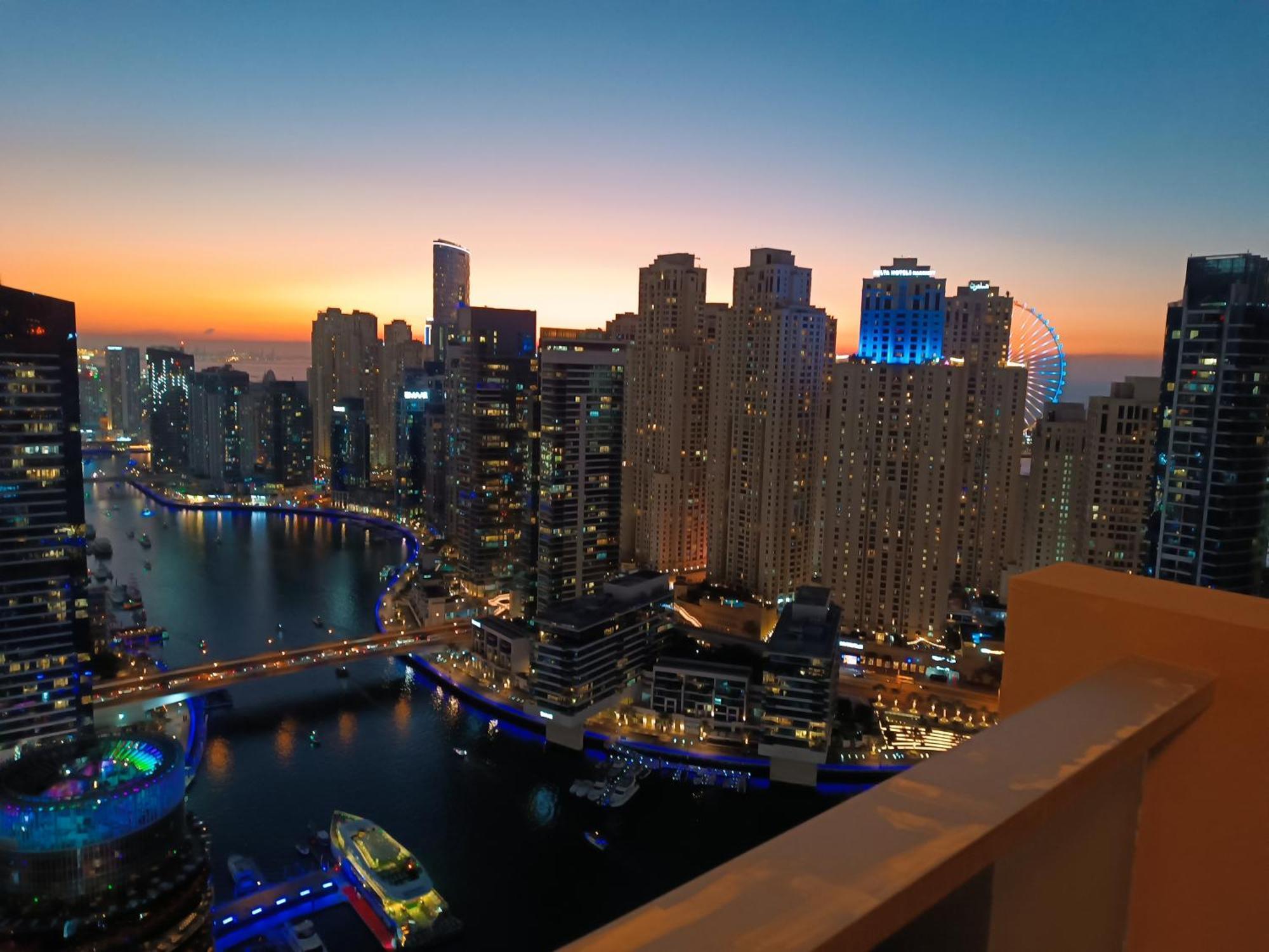 Seaview & Marina View * Dubai