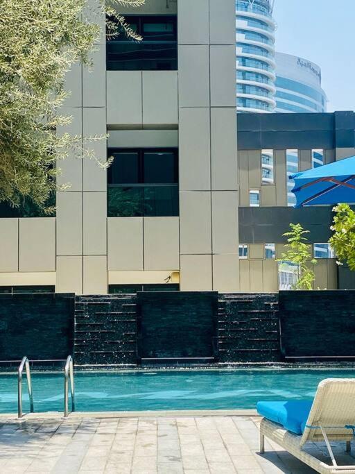 Downtown - Cour Jardin Dubai