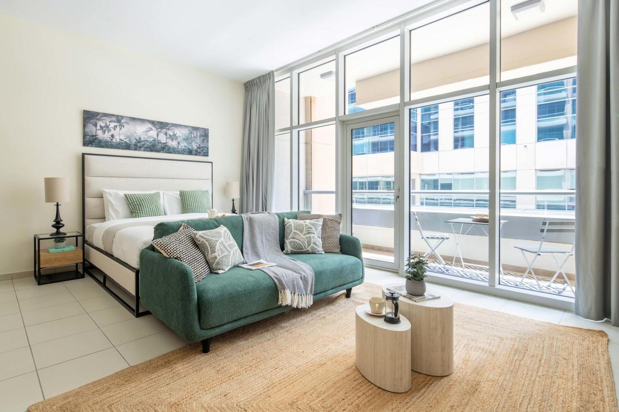 Appartement Frank Porter - Bay Square 9 Dubaï