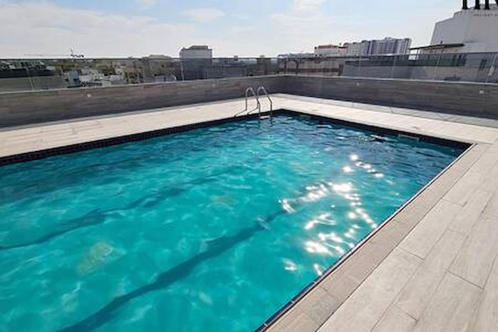 Gorgeous 2 Bed In Al Warqa *
