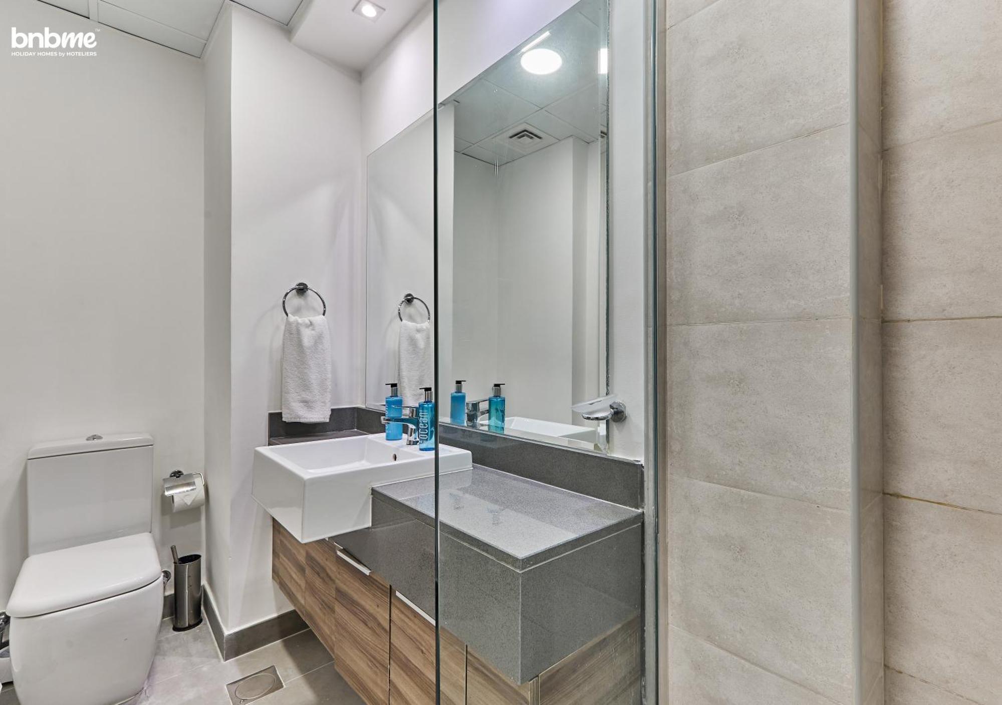 Bnbme - Bloom Heights Jvc Appartement