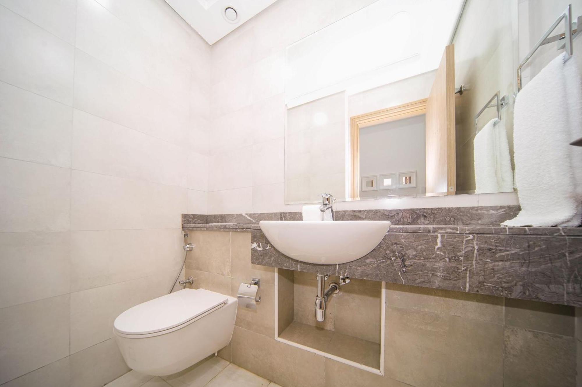 Elegant 2br View With Rooftop Pool The Bay Apartamento Dubái
