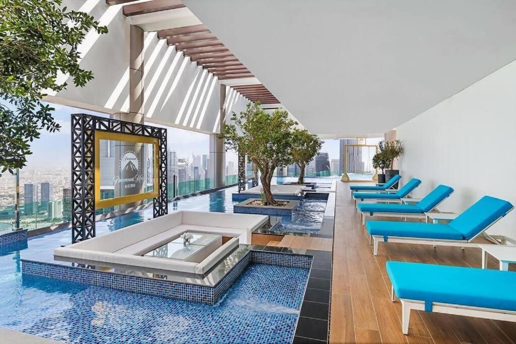 Stylish 2br At Paramount Midtown Сasa de vacaciones *