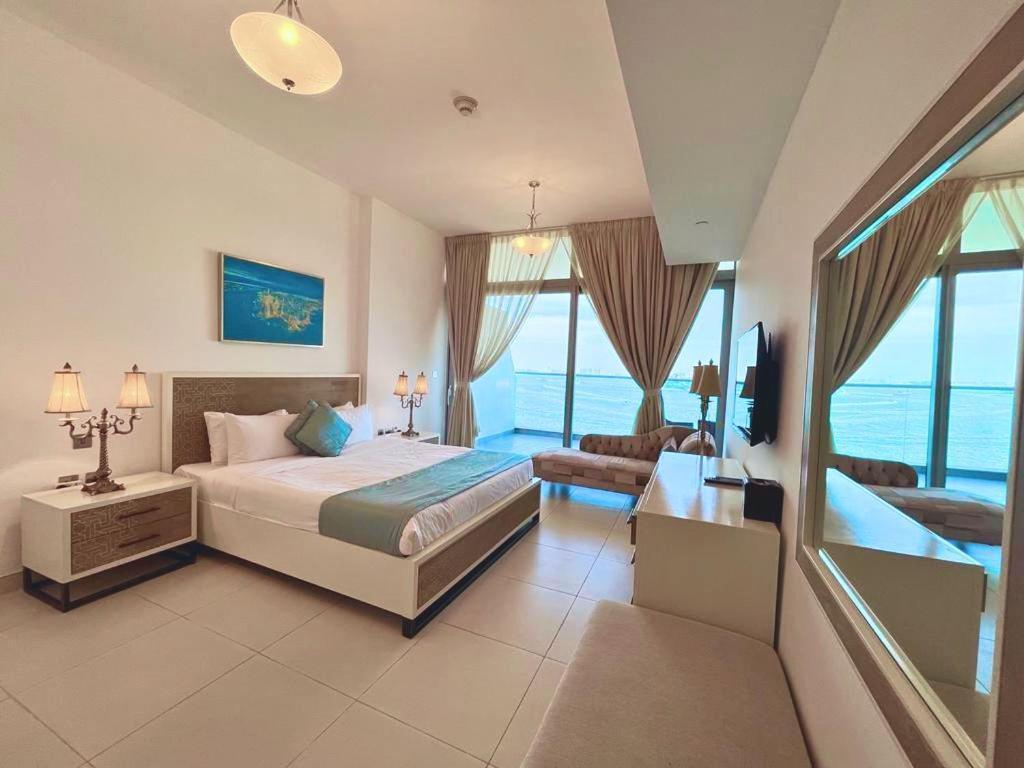 Azure Residences In Palm Jumairah * Dubaï