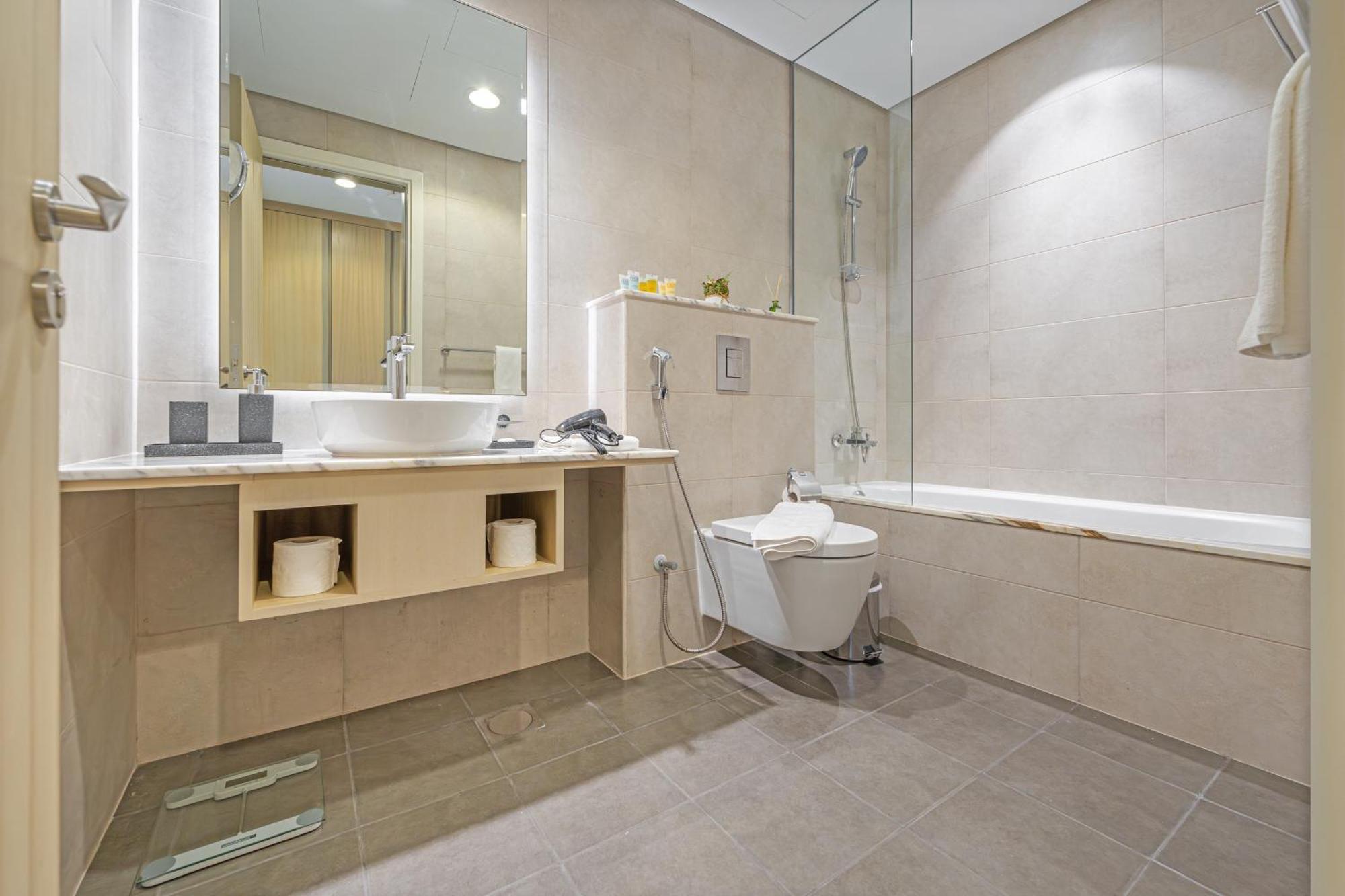 Apartamento 3 King Beds - 7mins To Mall - High Floor Sun Set And Sea View
