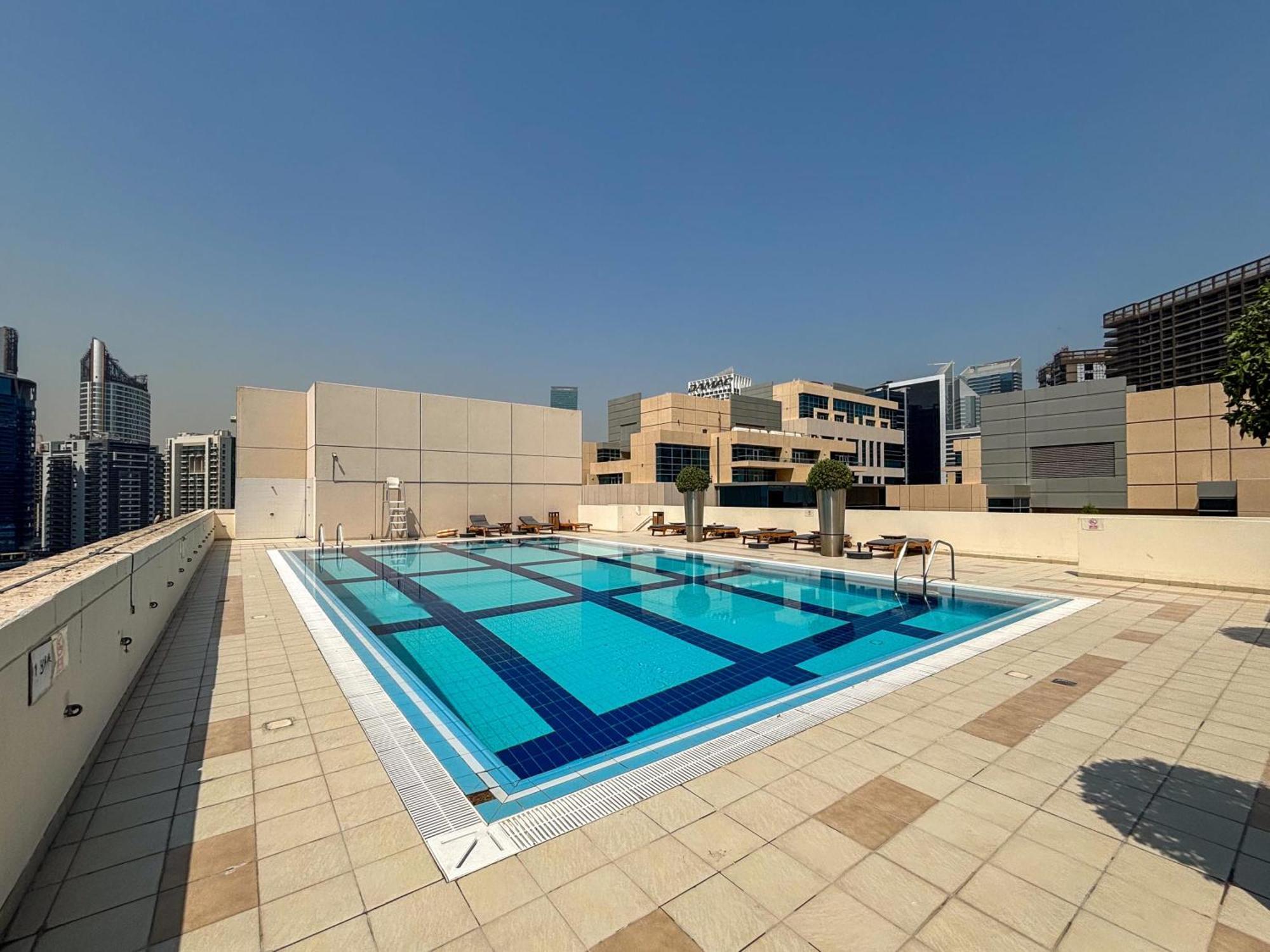 Frank Porter - Bay Square 9 Appartement *