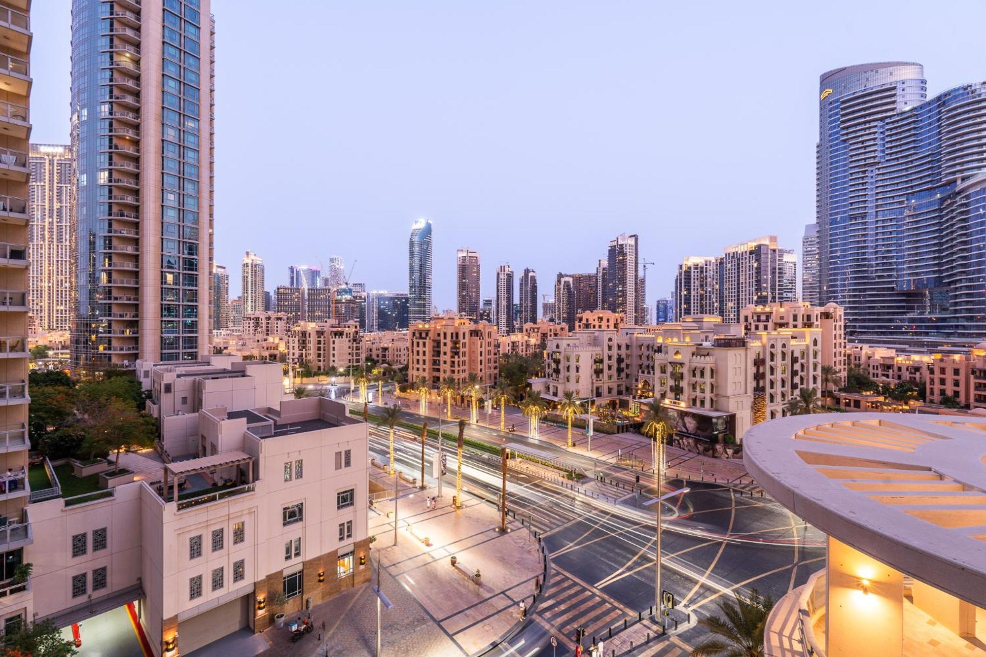 Boulevard 2 Br- Burj Khalifa-dubai Mall- Pool-gym Appartement *