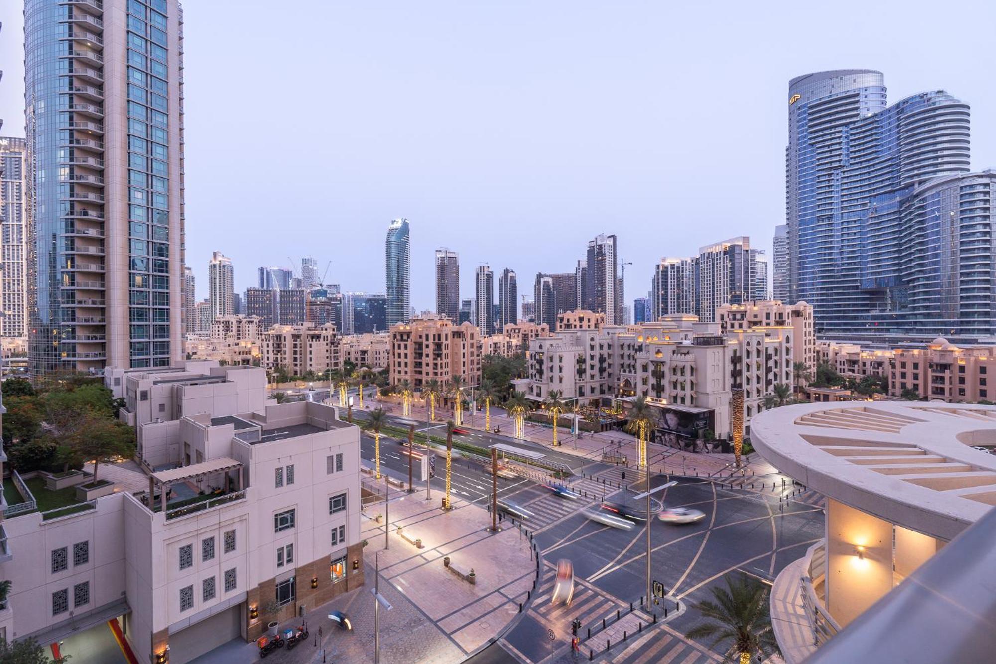 Appartement Boulevard 2 Br- Burj Khalifa-dubai Mall- Pool-gym *