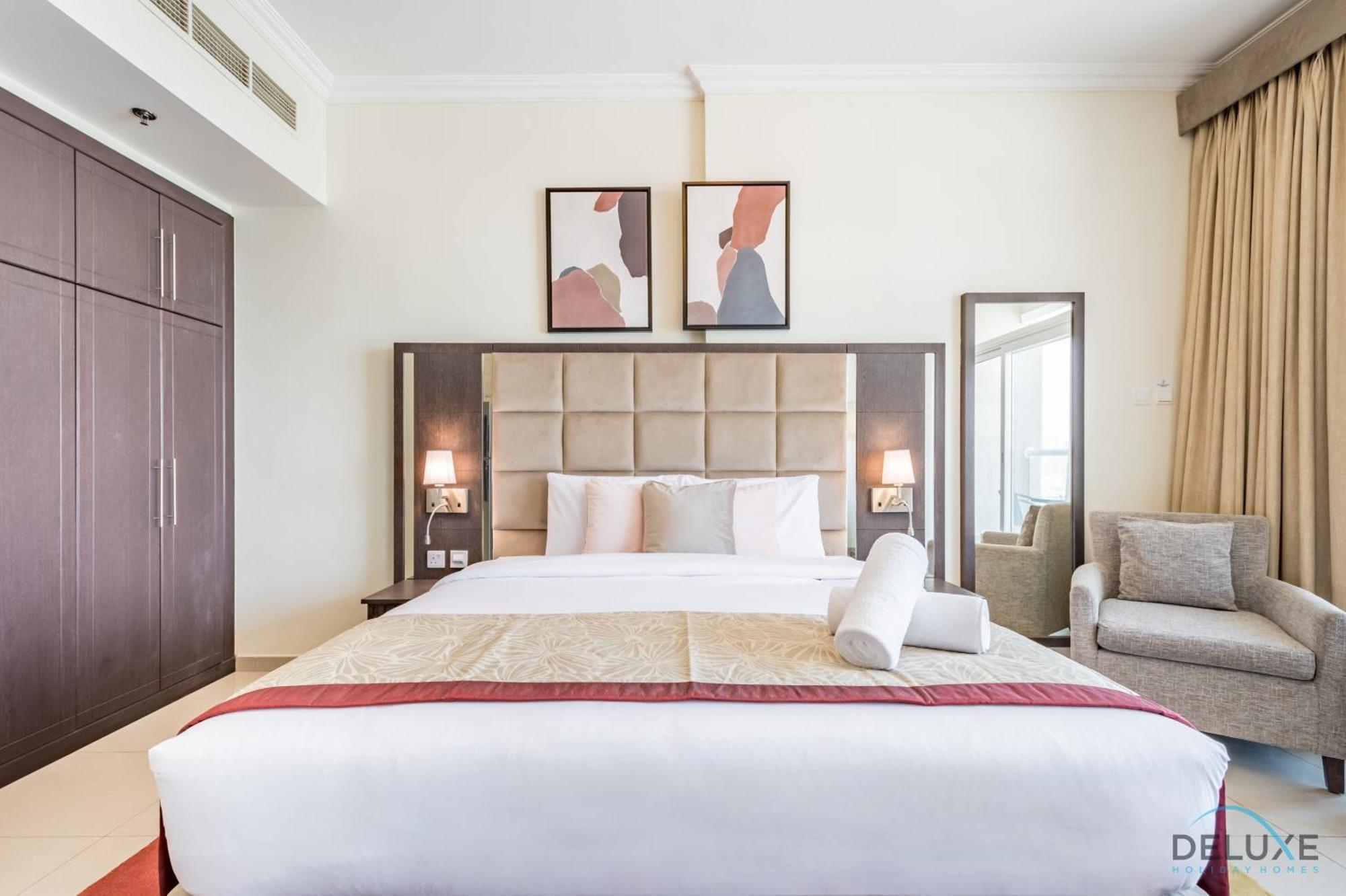 Delightful At Al Madar Siraj Tower 1 Al Barsha South By Deluxe Homes Dubaï