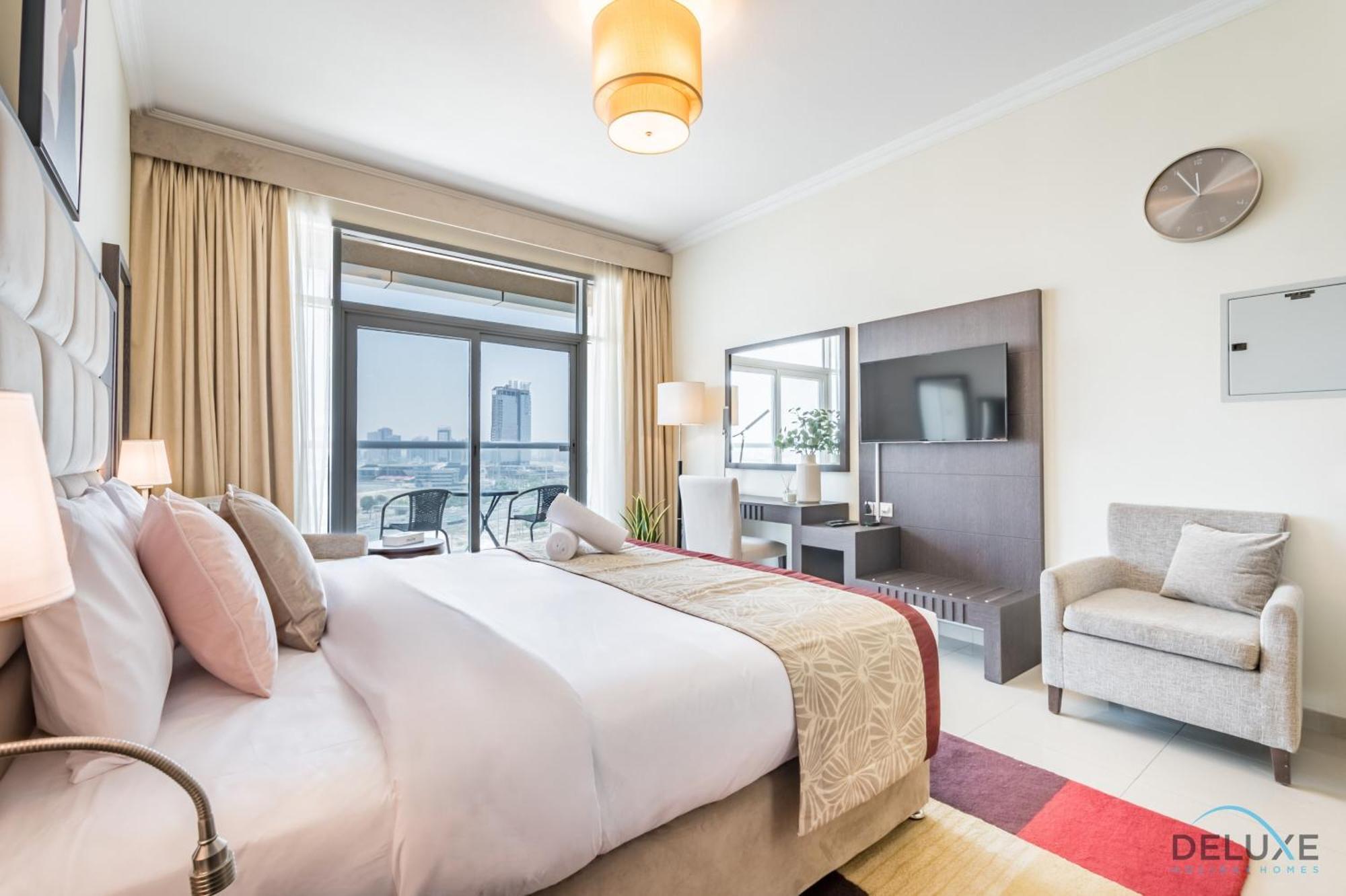 Delightful At Al Madar Siraj Tower 1 Al Barsha South By Deluxe Homes Appartement