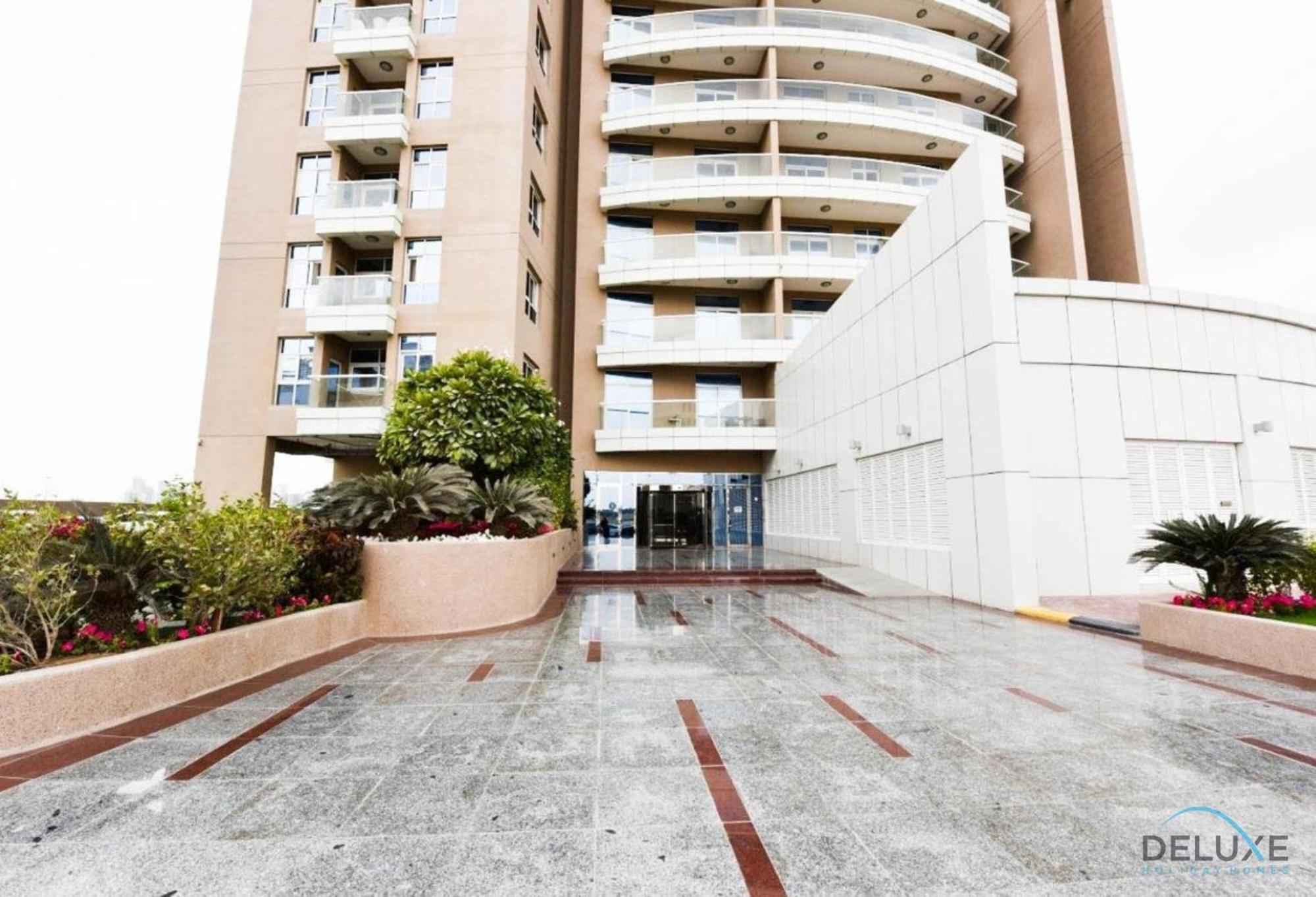 Delightful At Al Madar Siraj Tower 1 Al Barsha South By Deluxe Homes * Dubaï