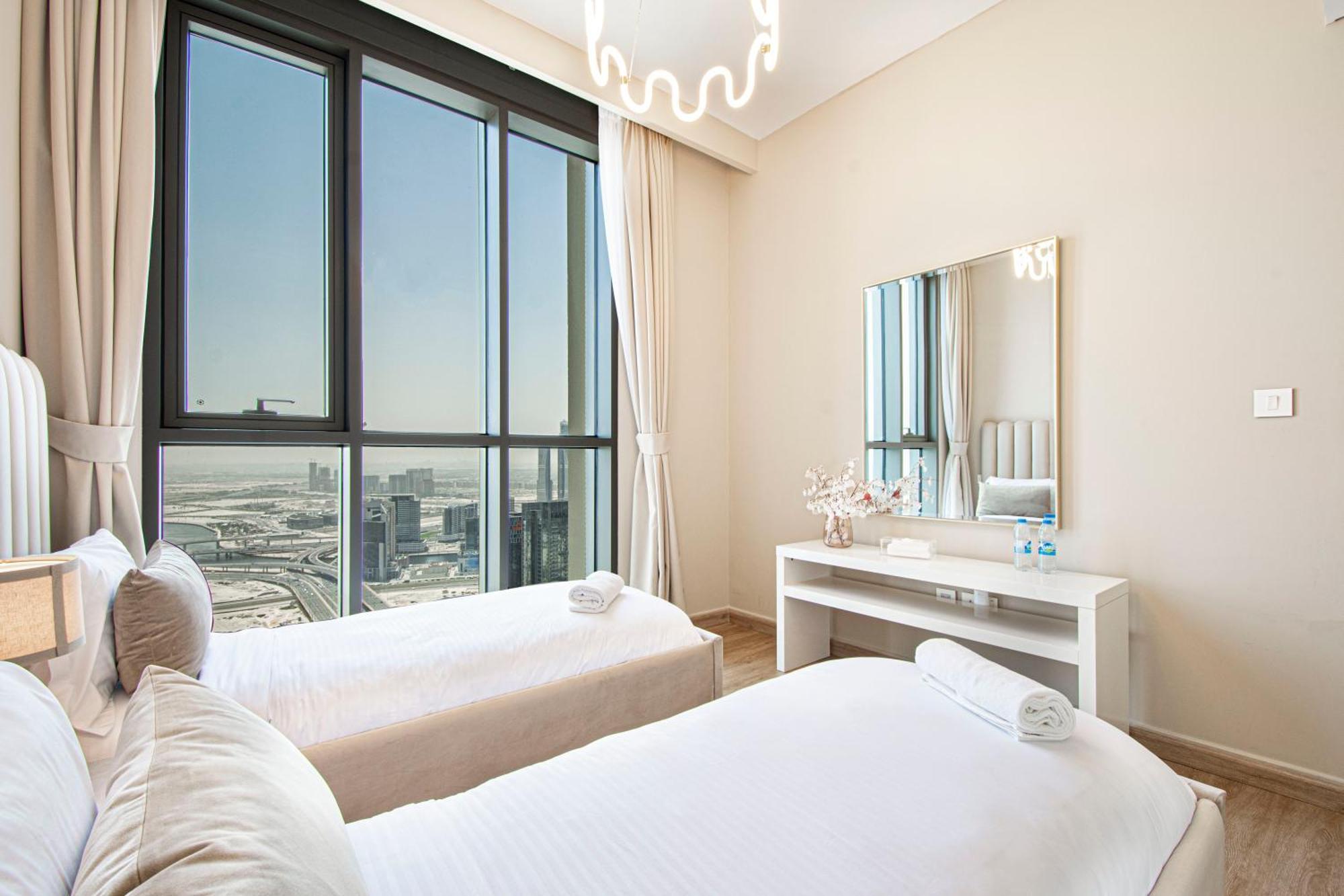 Magnificent 3br With Full Burj Khalifa & Fountain View Dubái