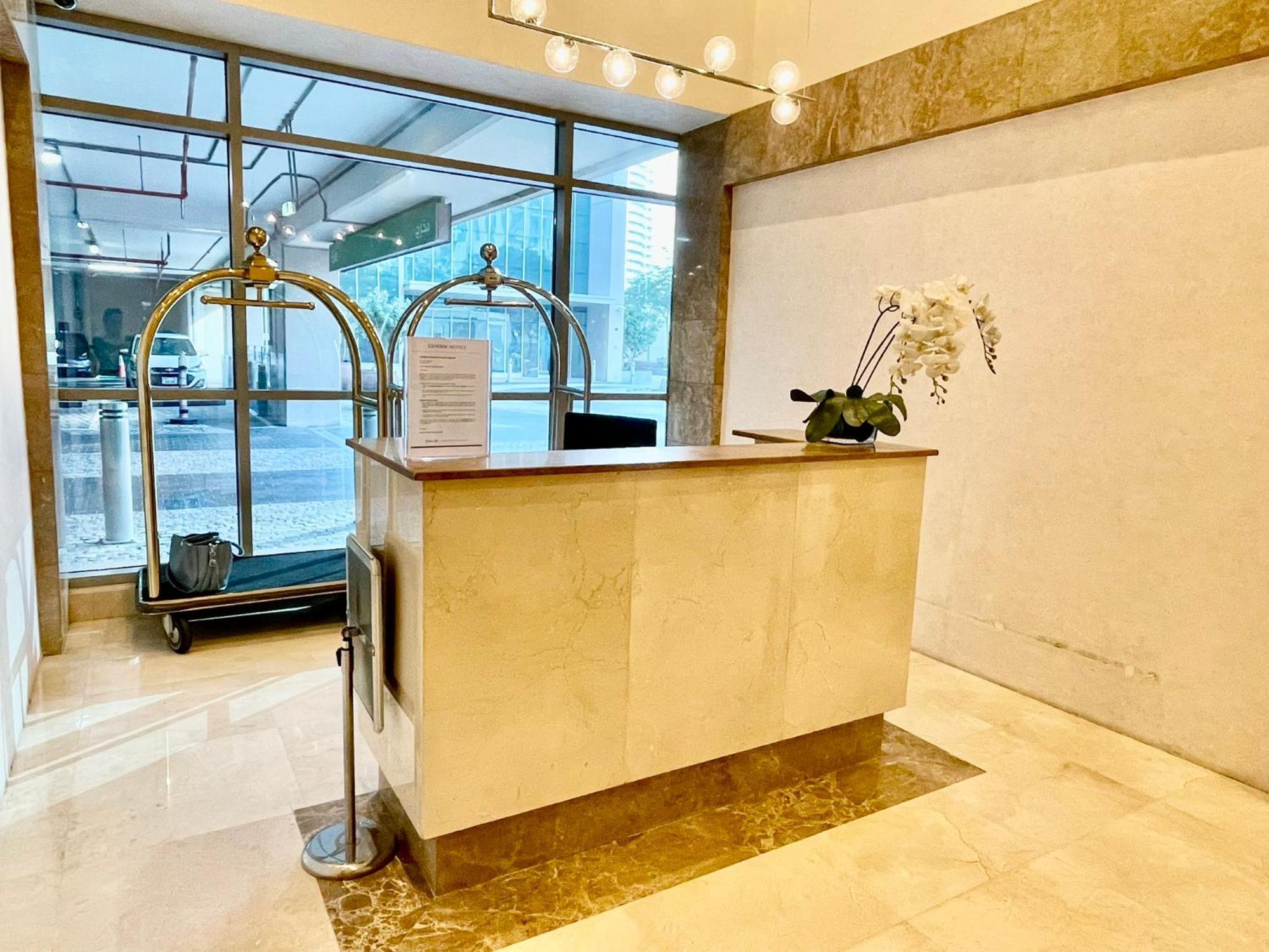 Appartement Boulevard 2 Br- Burj Khalifa-dubai Mall- Pool-gym *