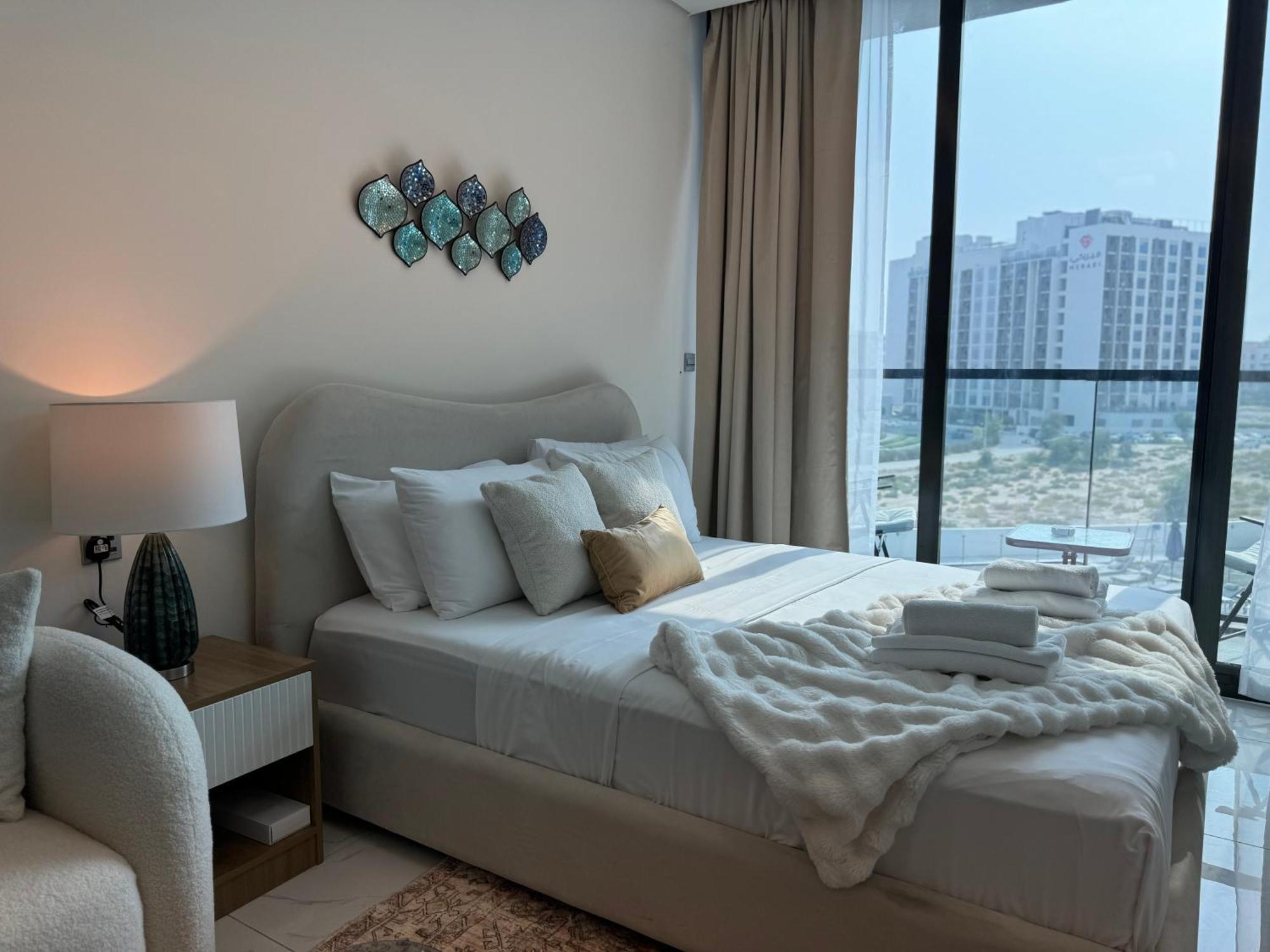 Ashri Hh Studio In Samana Hills With Pool View Apartemen *