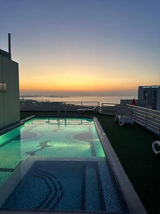 Cozy 1br In Marina Near And Metro Station Apartamento