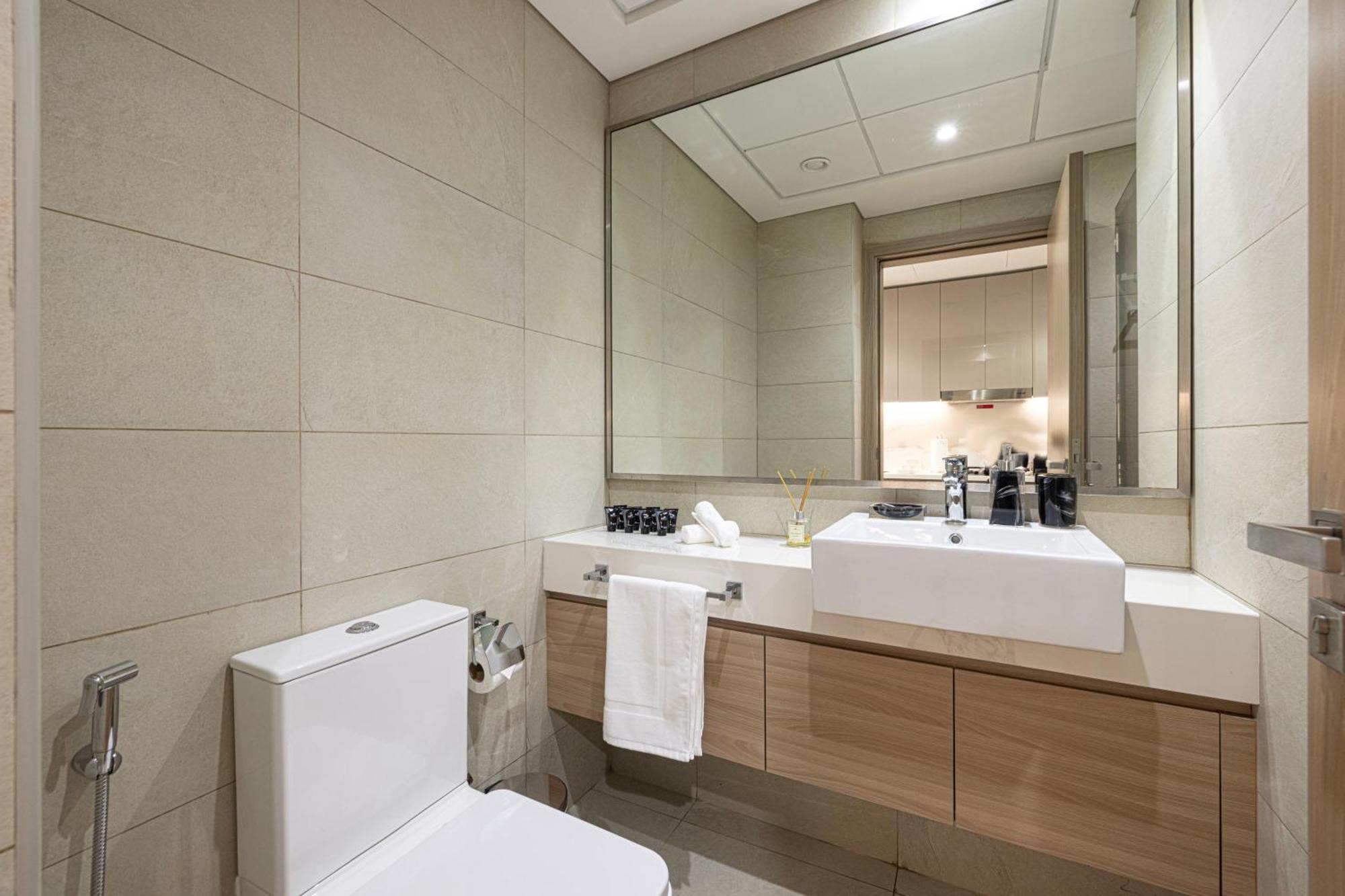 Appartamento Chic With Larger Terrace Dubai